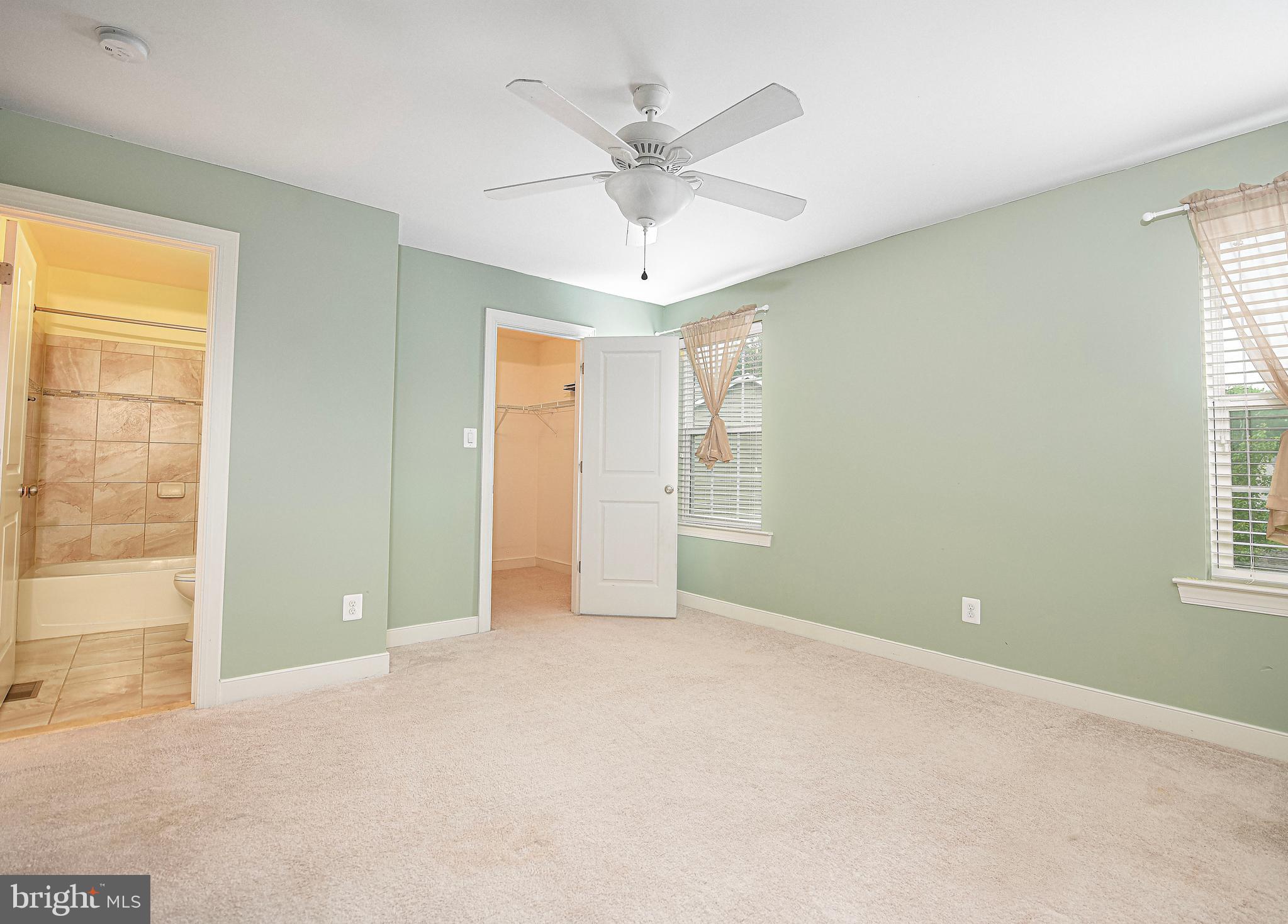 CHESAPEAKE CLUB - Residential
