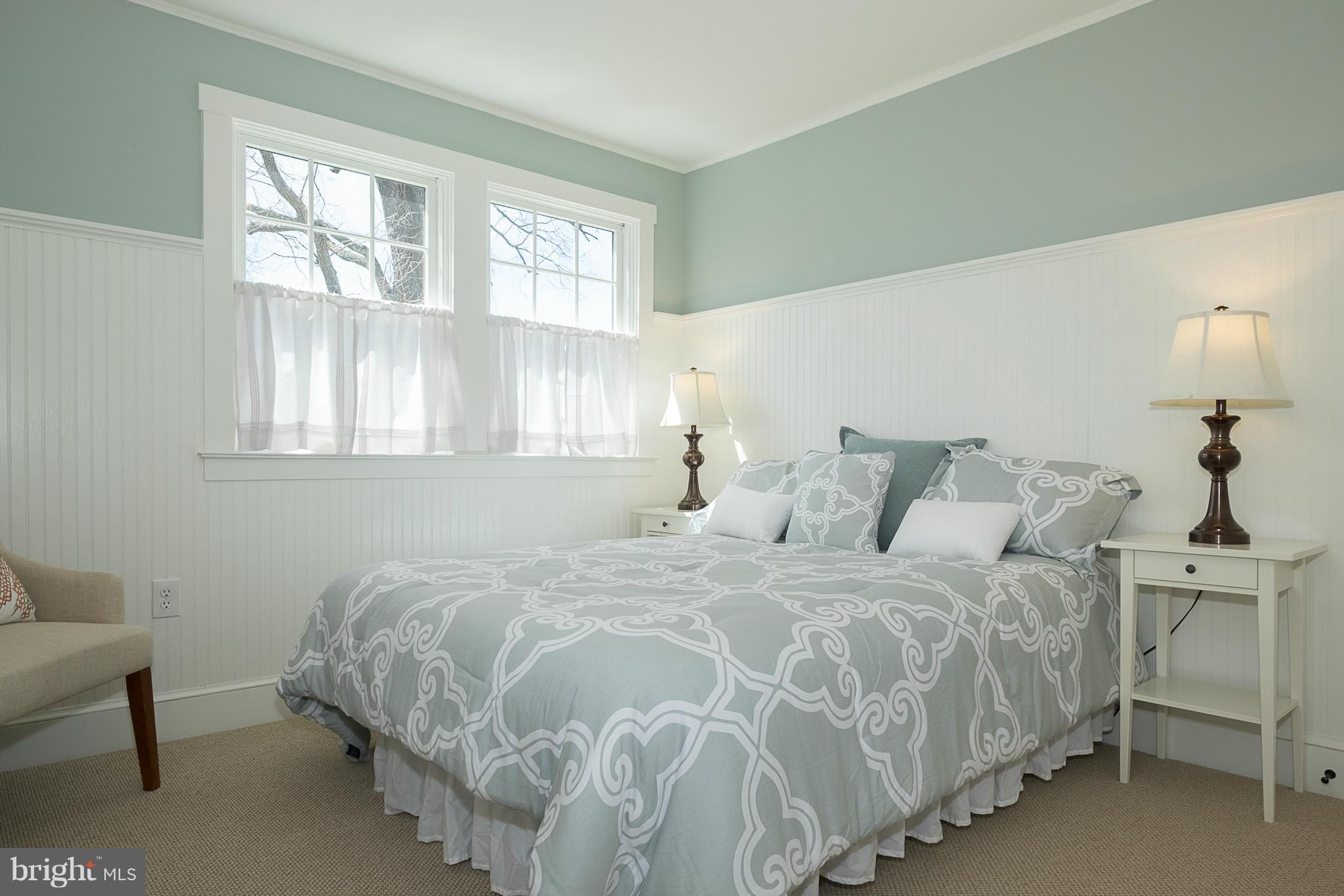 FRANKLIN MANOR BEACH - Residential