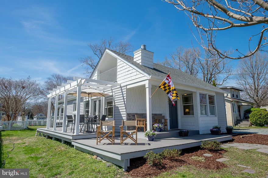 Coastal Living at its finest! Fabulous opportunity in sought-after Franklin Manor just steps away from the beach & pier! Fully renovated family home w/new systems, roof, well, appliances & windows! Stainless & granite. Freshly painted and sided. Composite decking. Upper loft. Gas FP w/built-ins/moldings. Garage w/huge storage closets/shelving. Gardener's shed. Plenty of parking & fenced back yard!