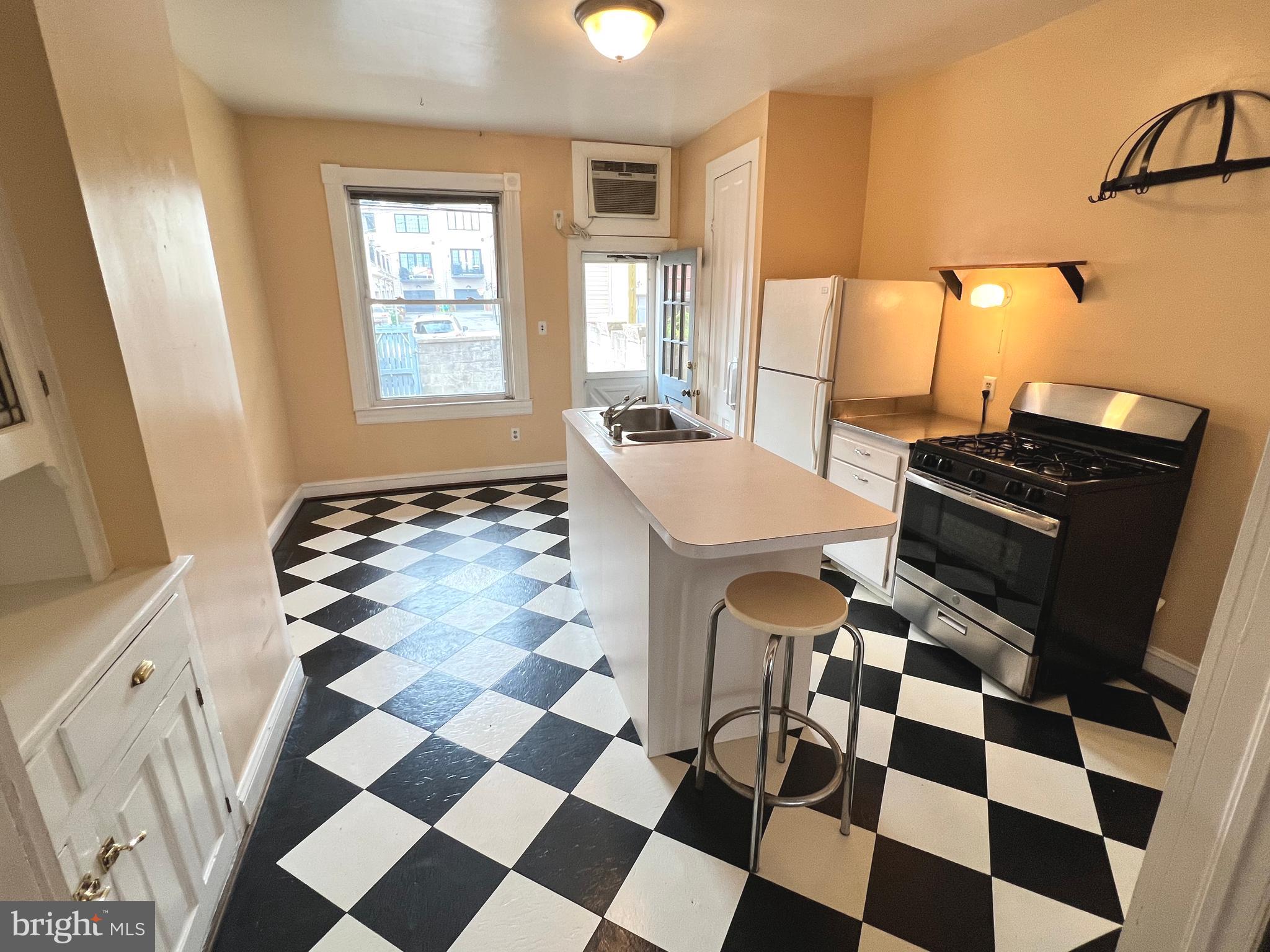 BREWERS HILL - Residential