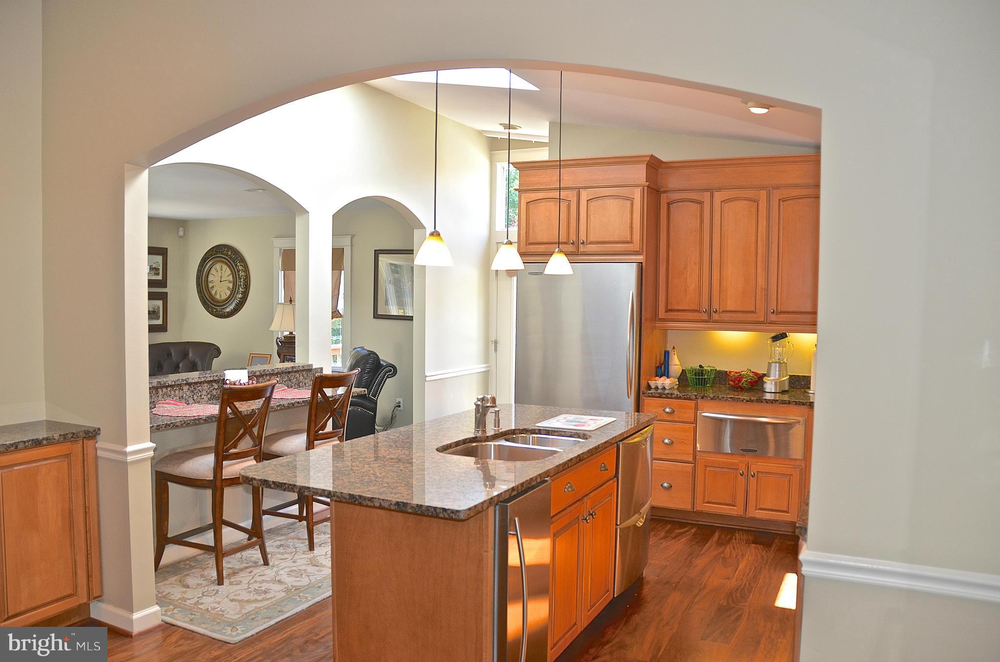 REGULARS - Residential Lease