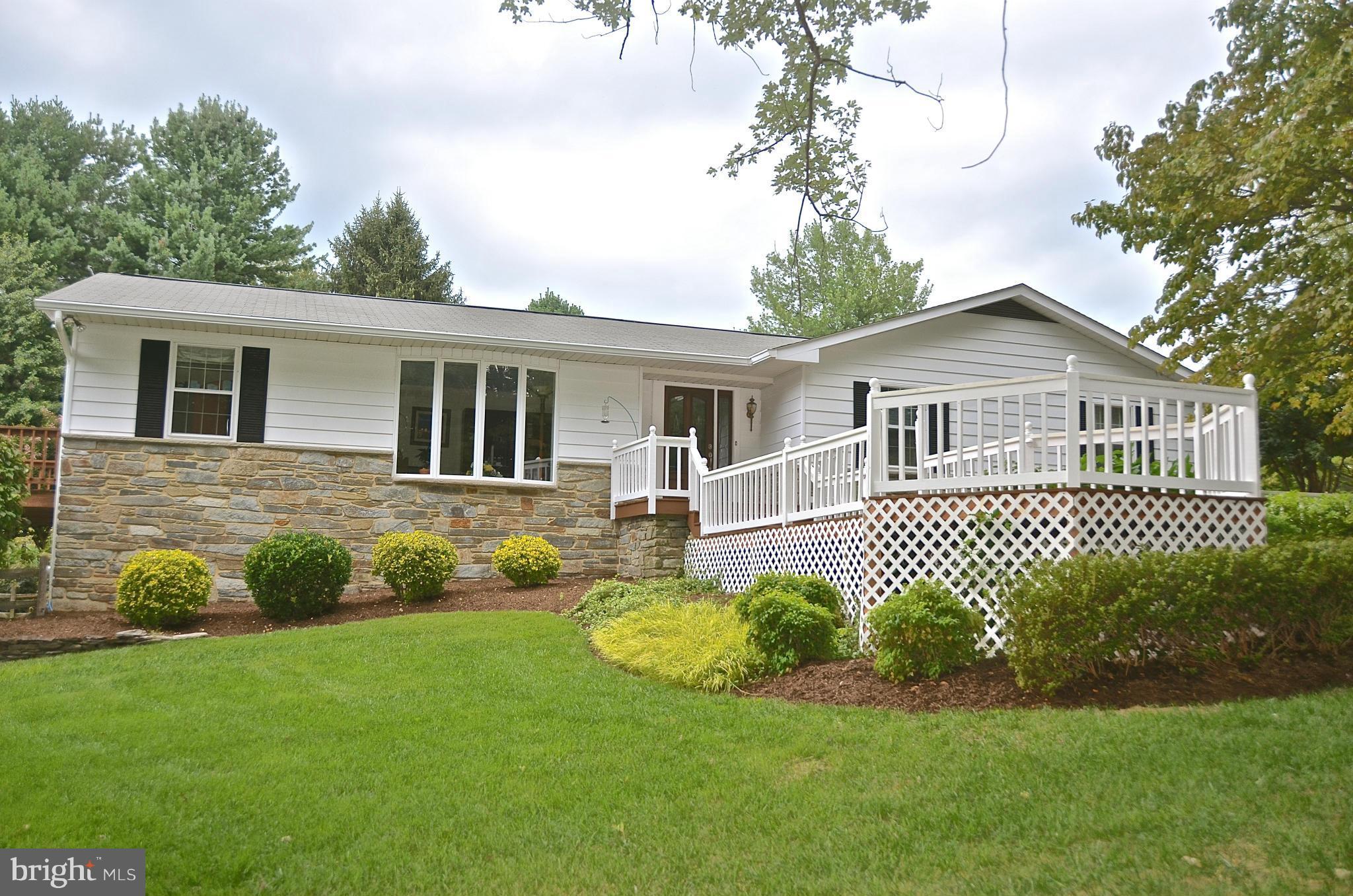 REGULARS - Residential Lease