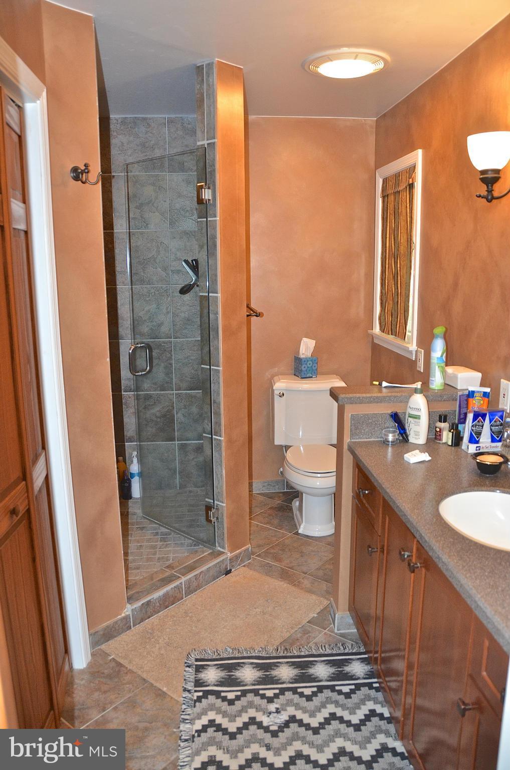 REGULARS - Residential Lease