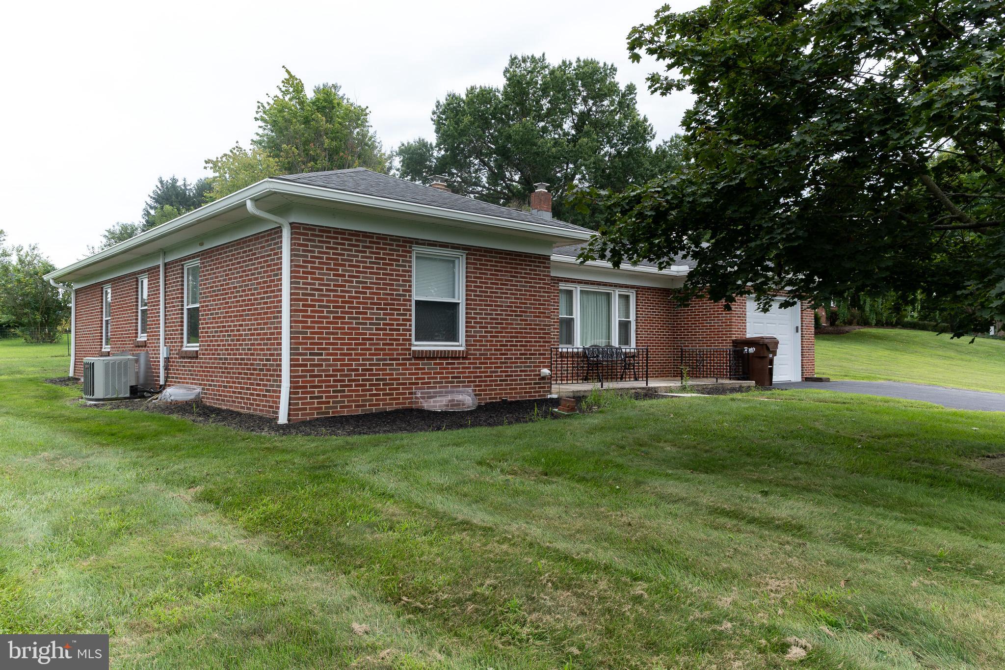 17 TWIN HILL DRIVE