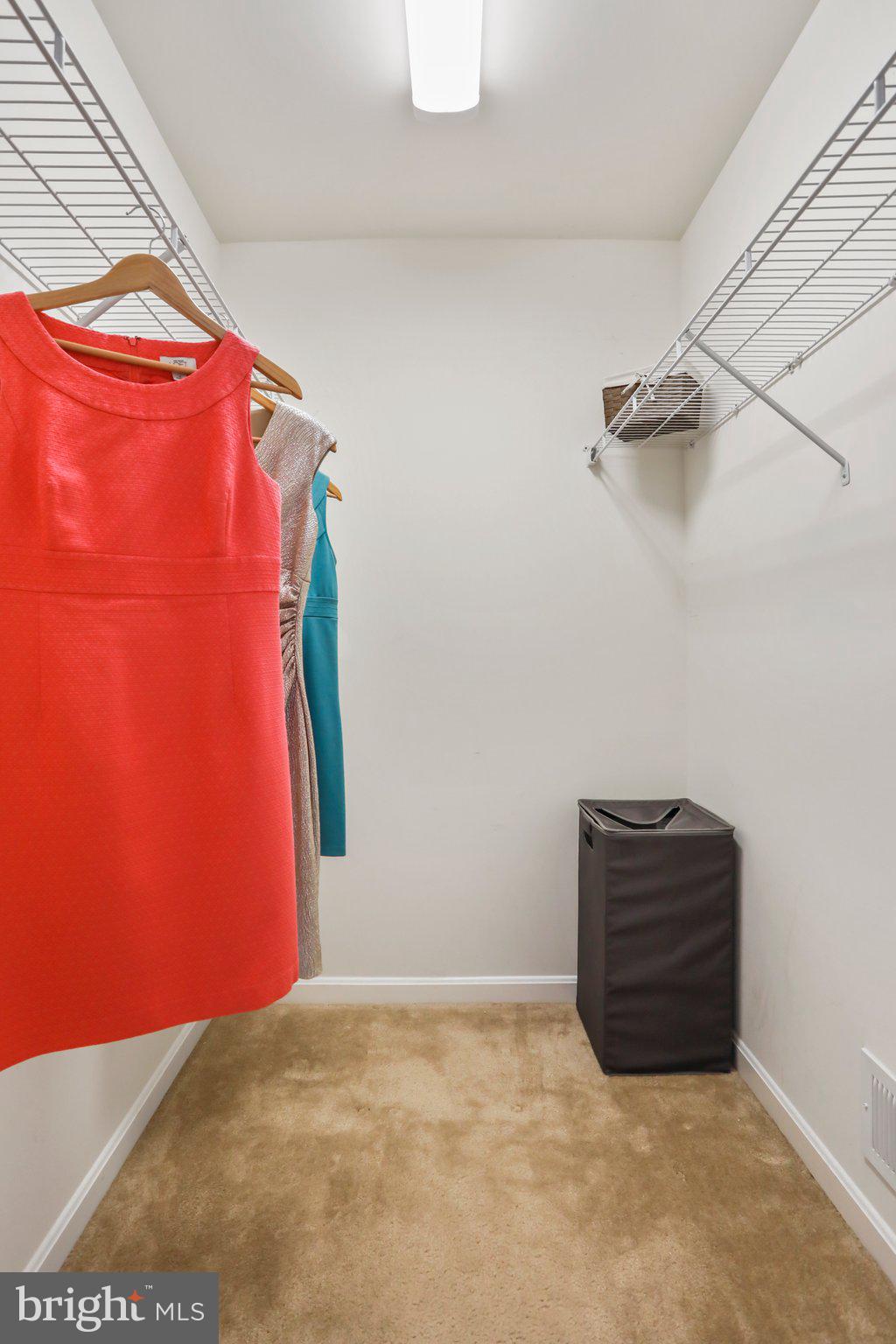 HUNTFIELD - Residential