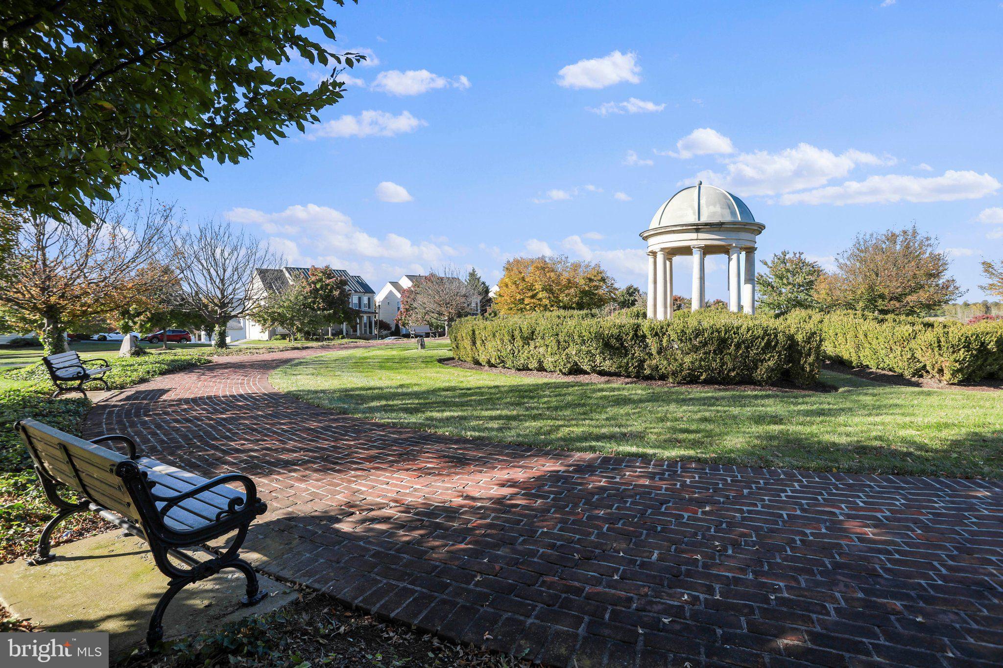 HUNTFIELD - Residential