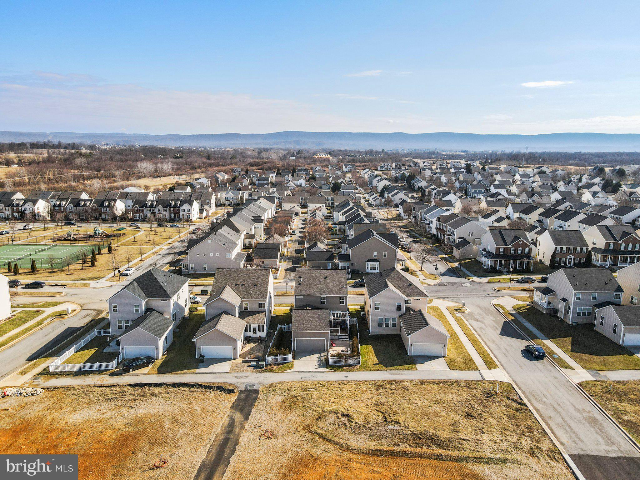 HUNTFIELD - Residential