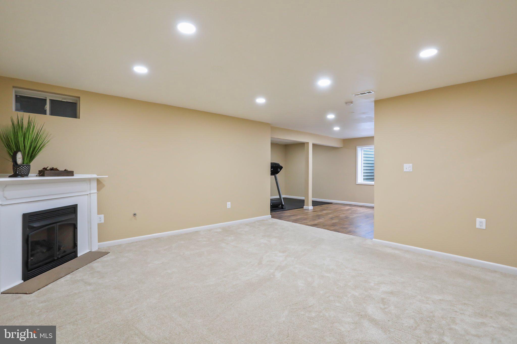 HUNTFIELD - Residential