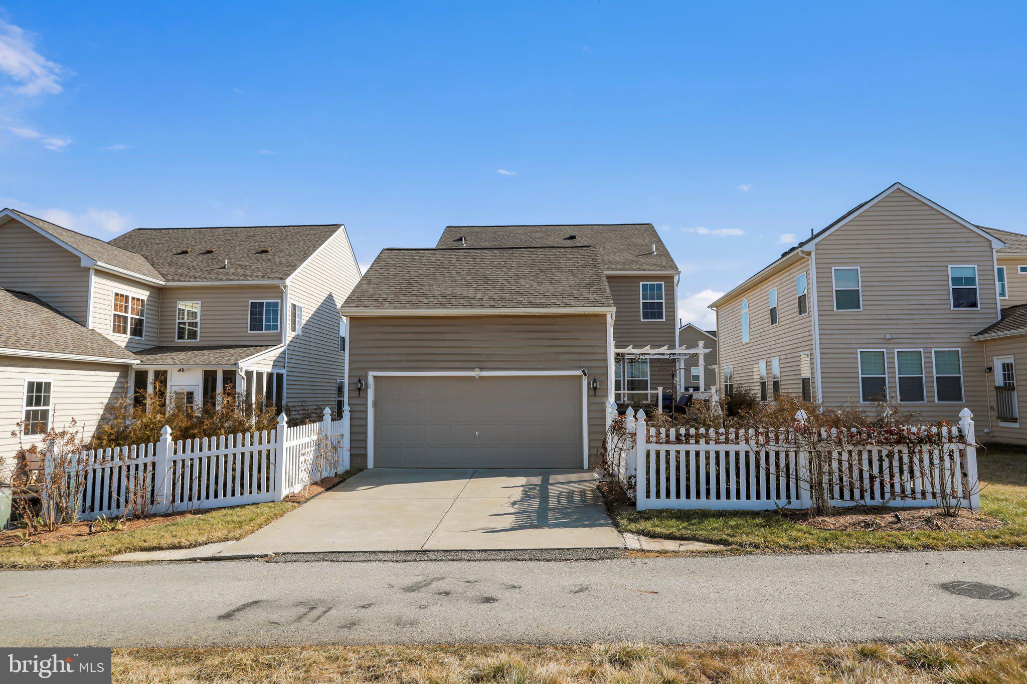 HUNTFIELD - Residential