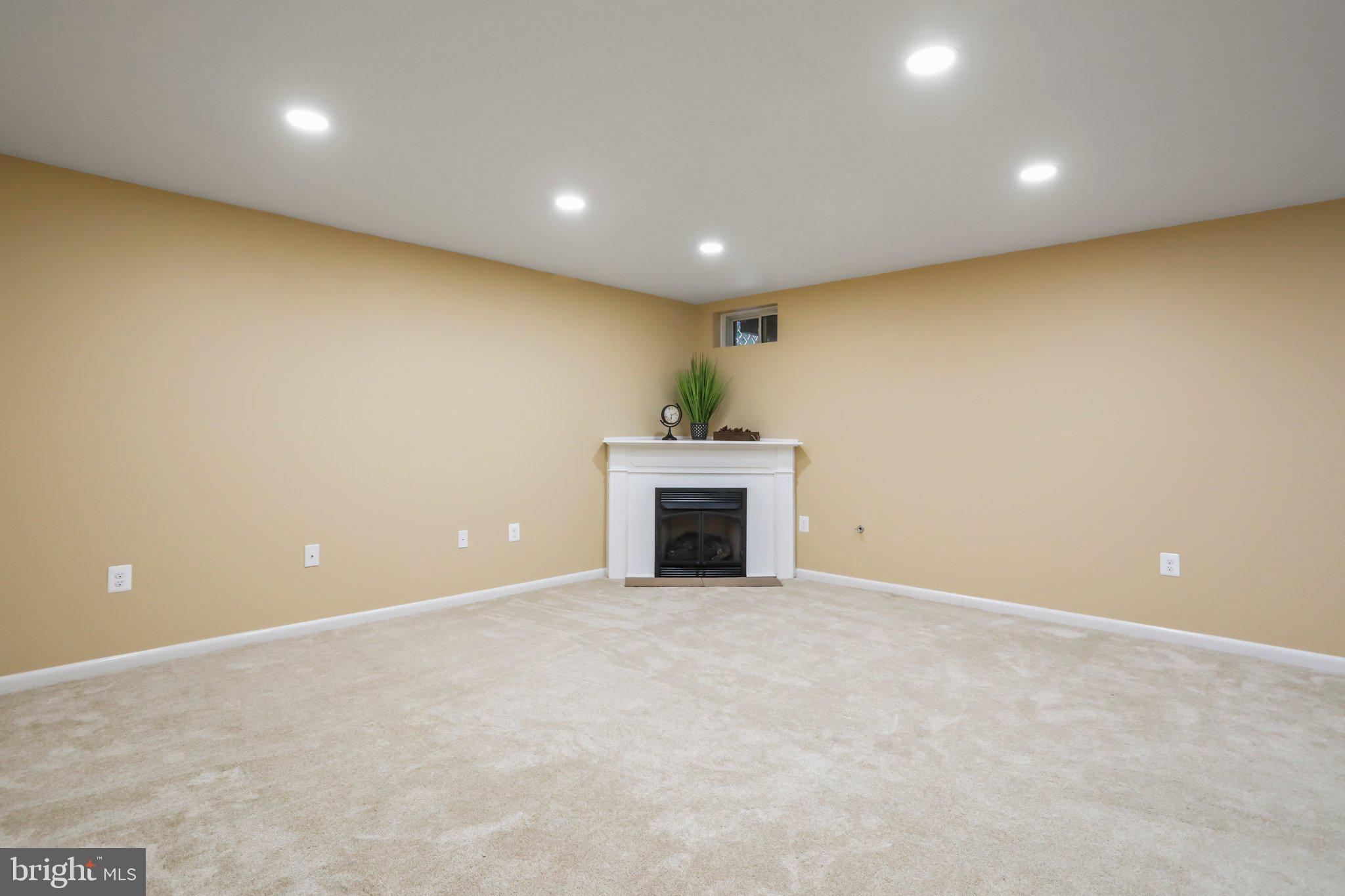 HUNTFIELD - Residential