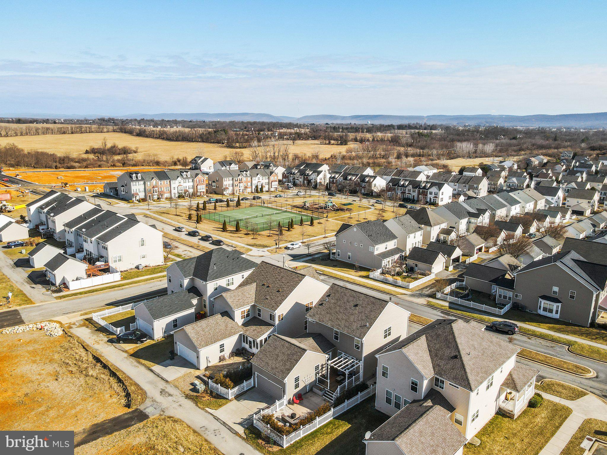 HUNTFIELD - Residential