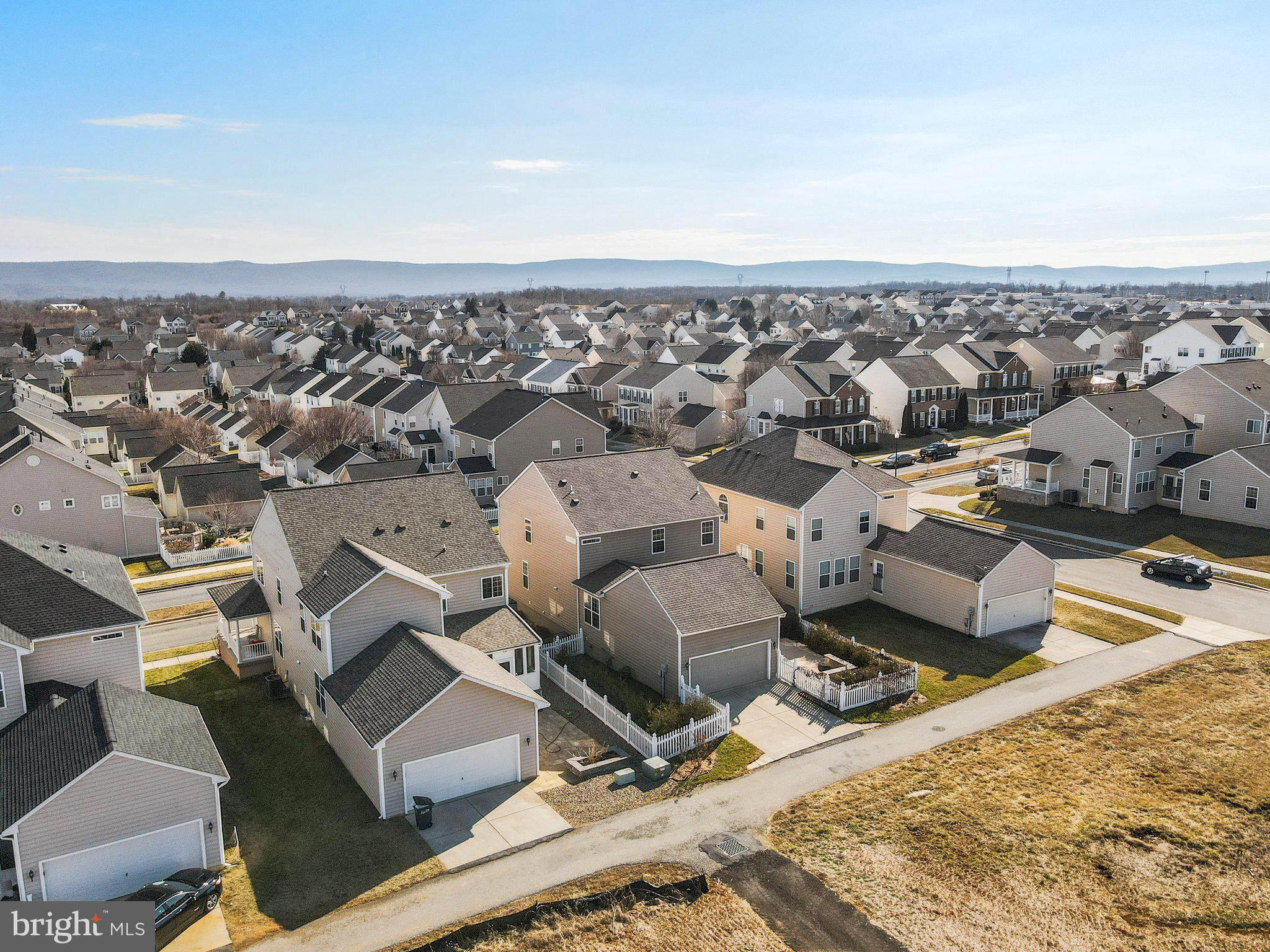 HUNTFIELD - Residential