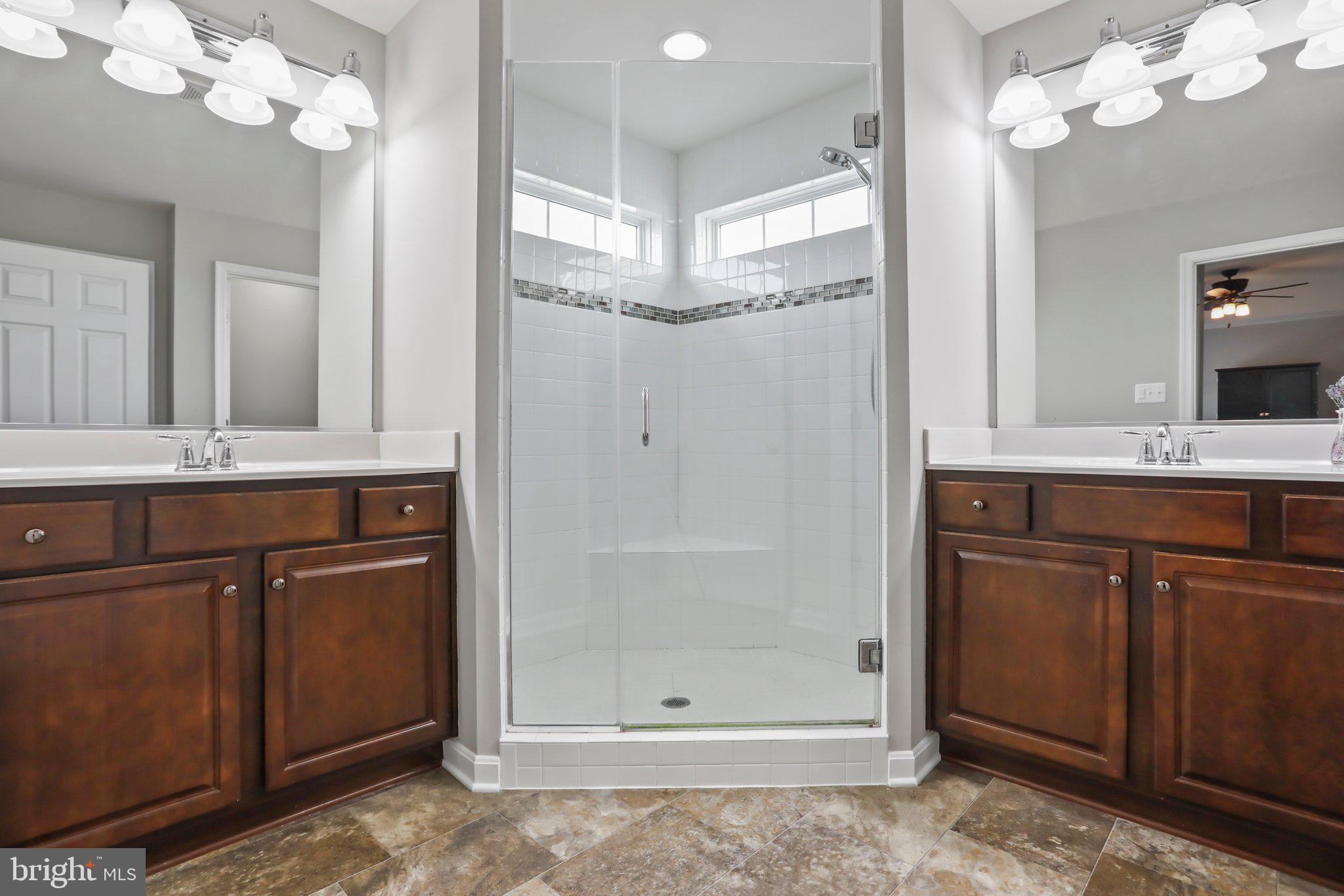 HUNTFIELD - Residential