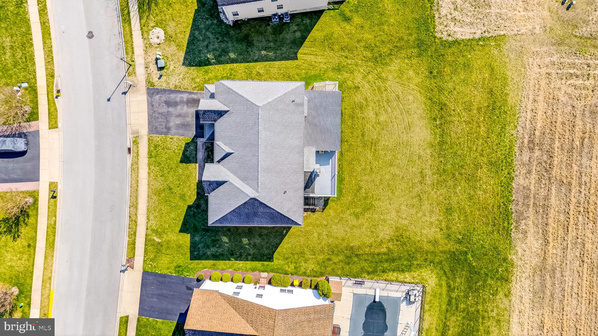 THE LEGENDS - Residential