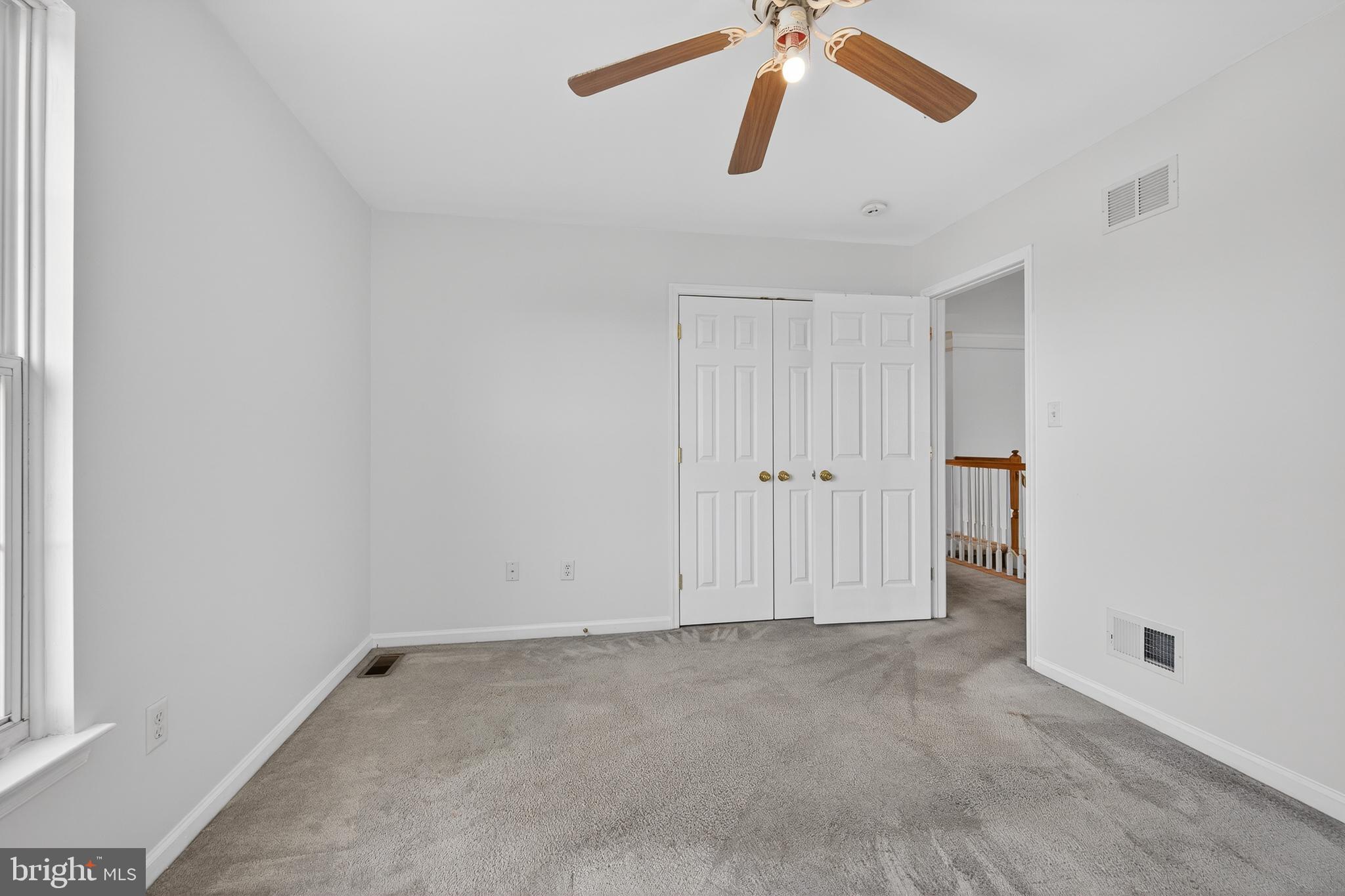 THE LEGENDS - Residential