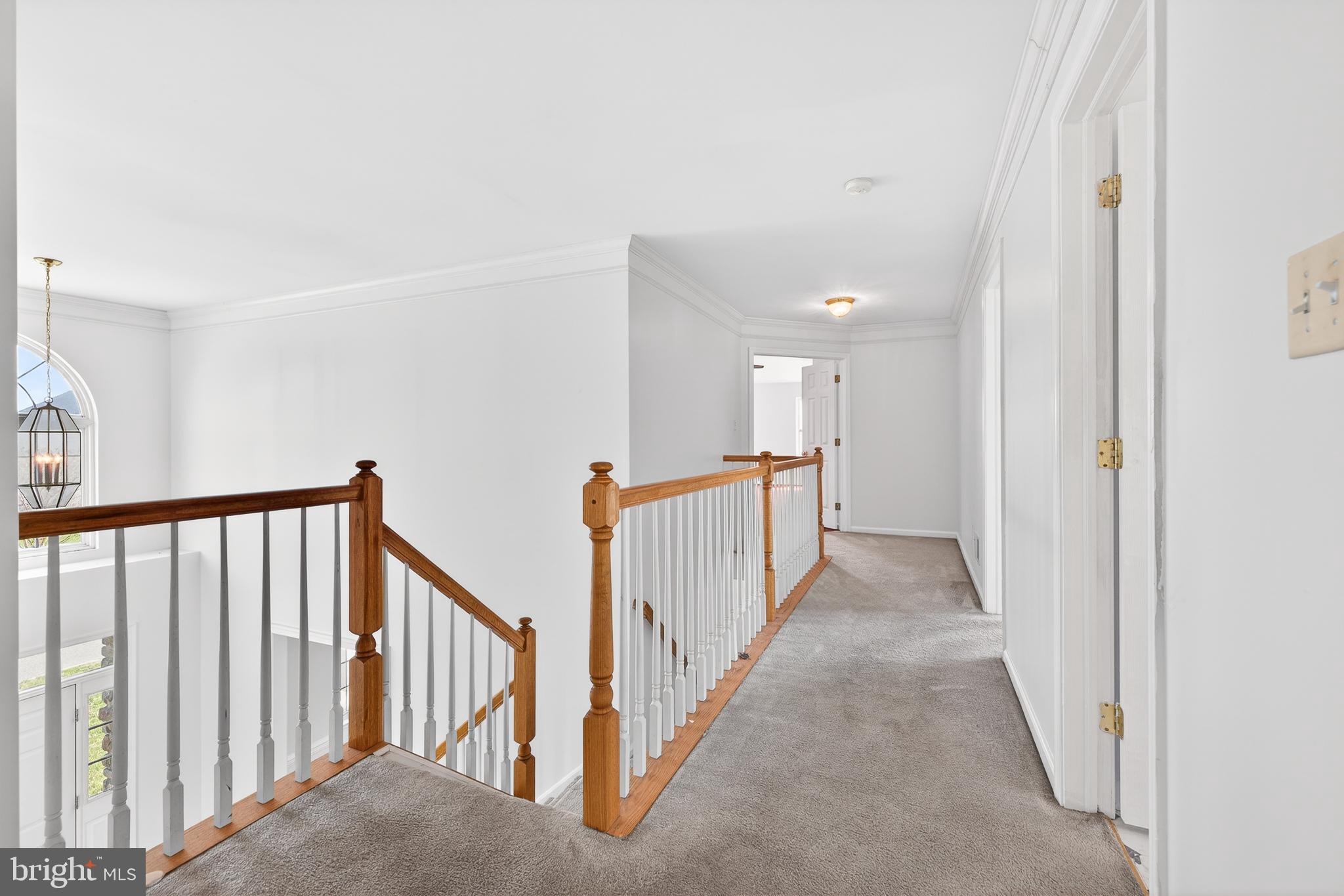 THE LEGENDS - Residential