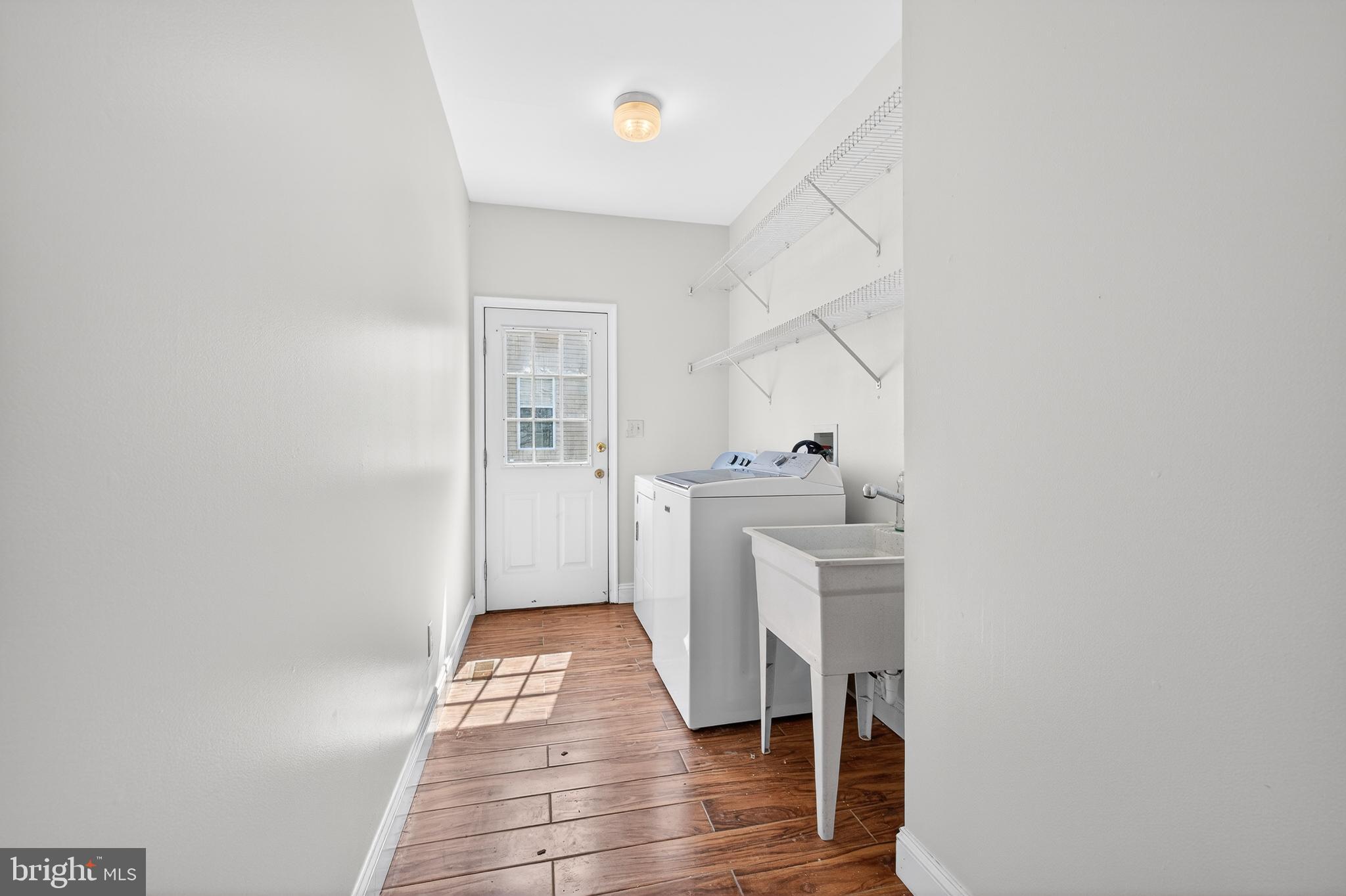 THE LEGENDS - Residential