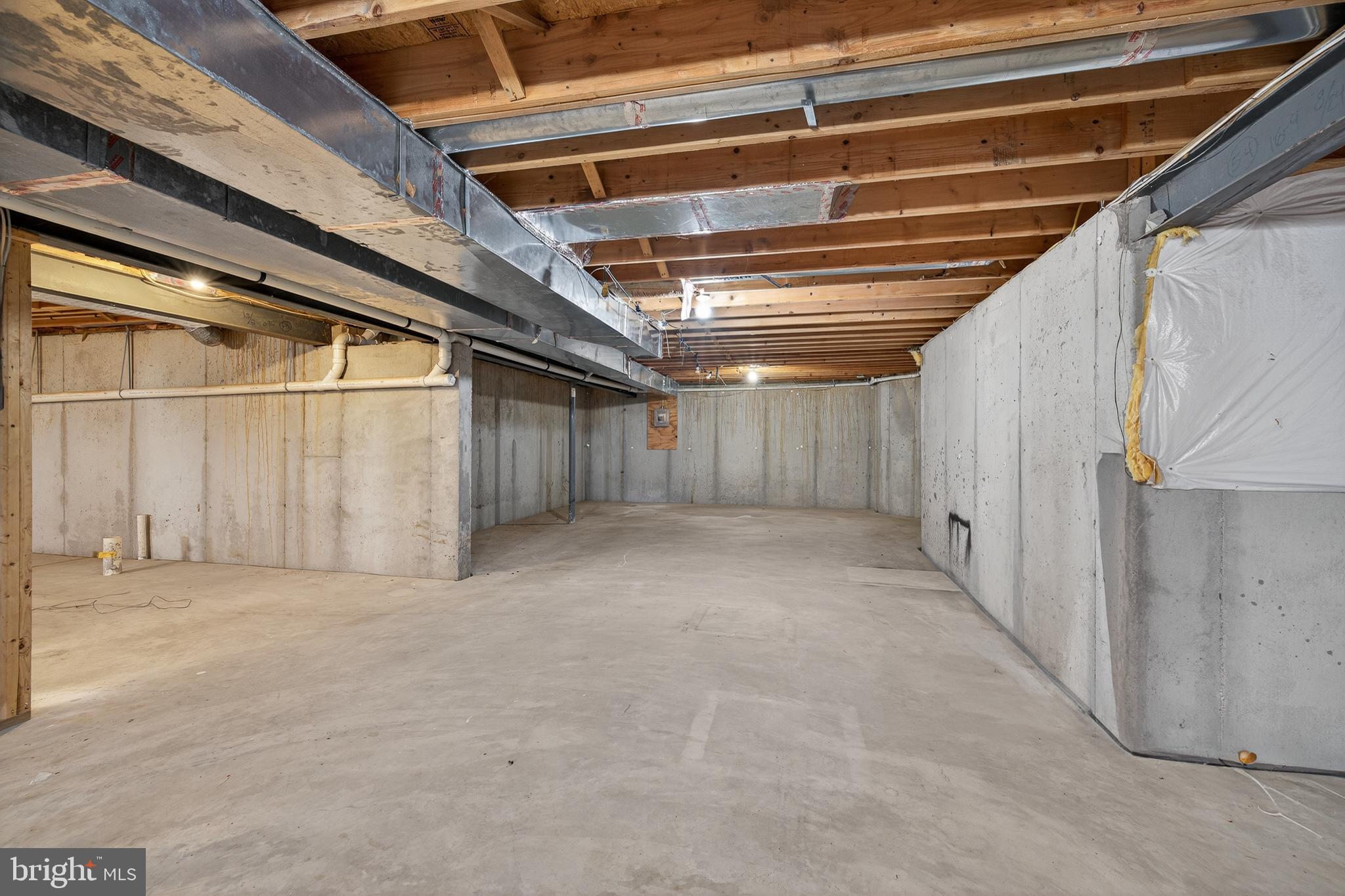 THE LEGENDS - Residential