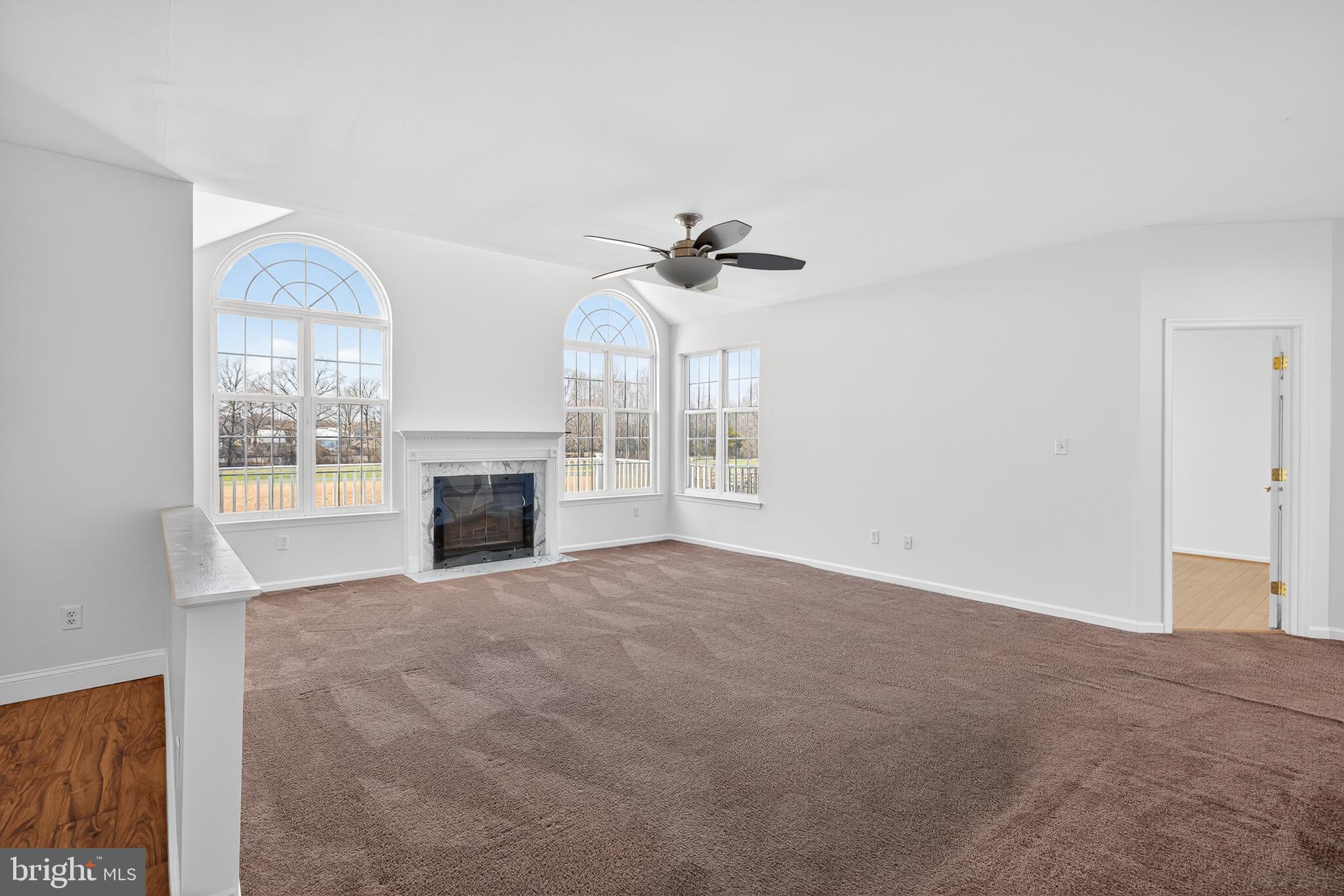 THE LEGENDS - Residential