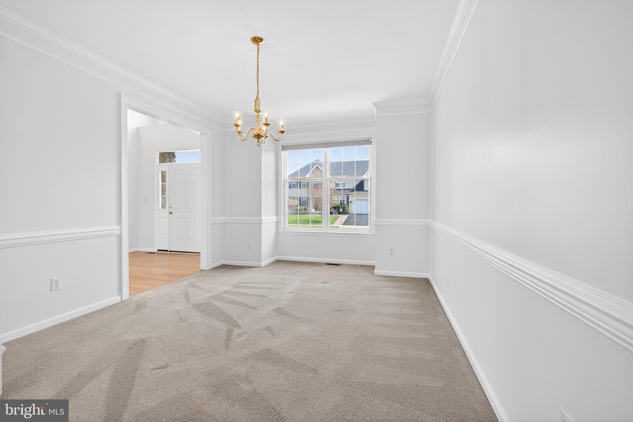 THE LEGENDS - Residential