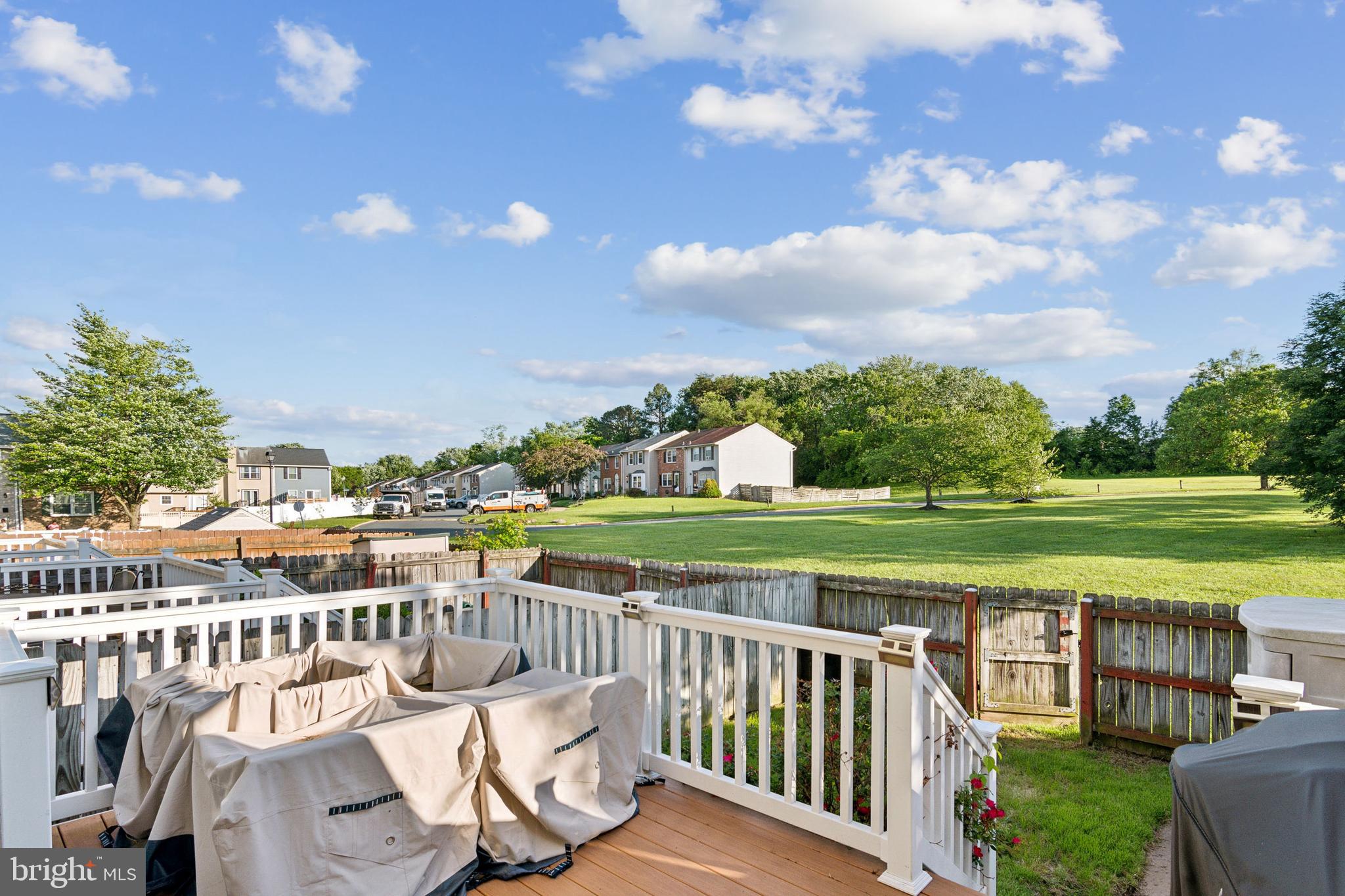 KINGS COURT - Residential