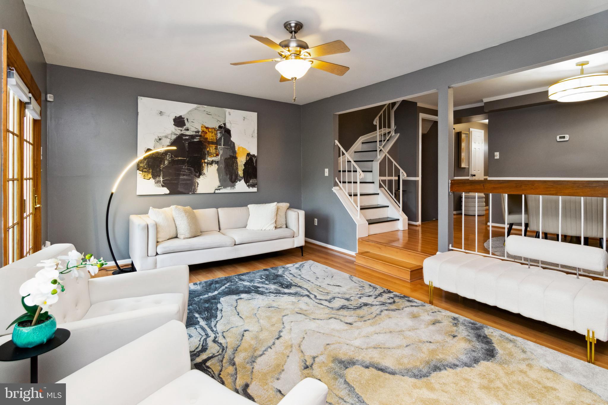 KINGS COURT - Residential
