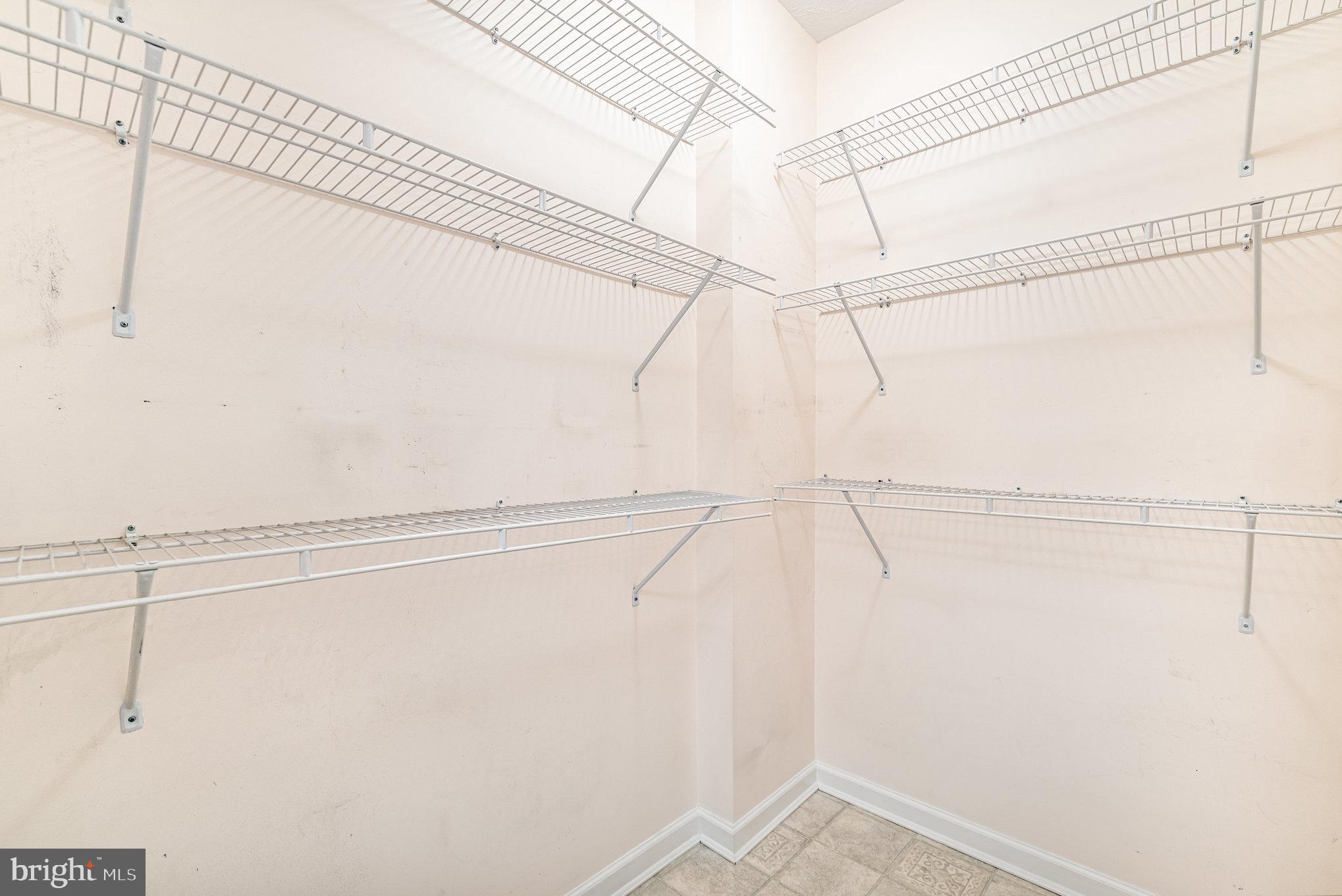 WINDSOR AT PERRY HALL FARMS - Residential