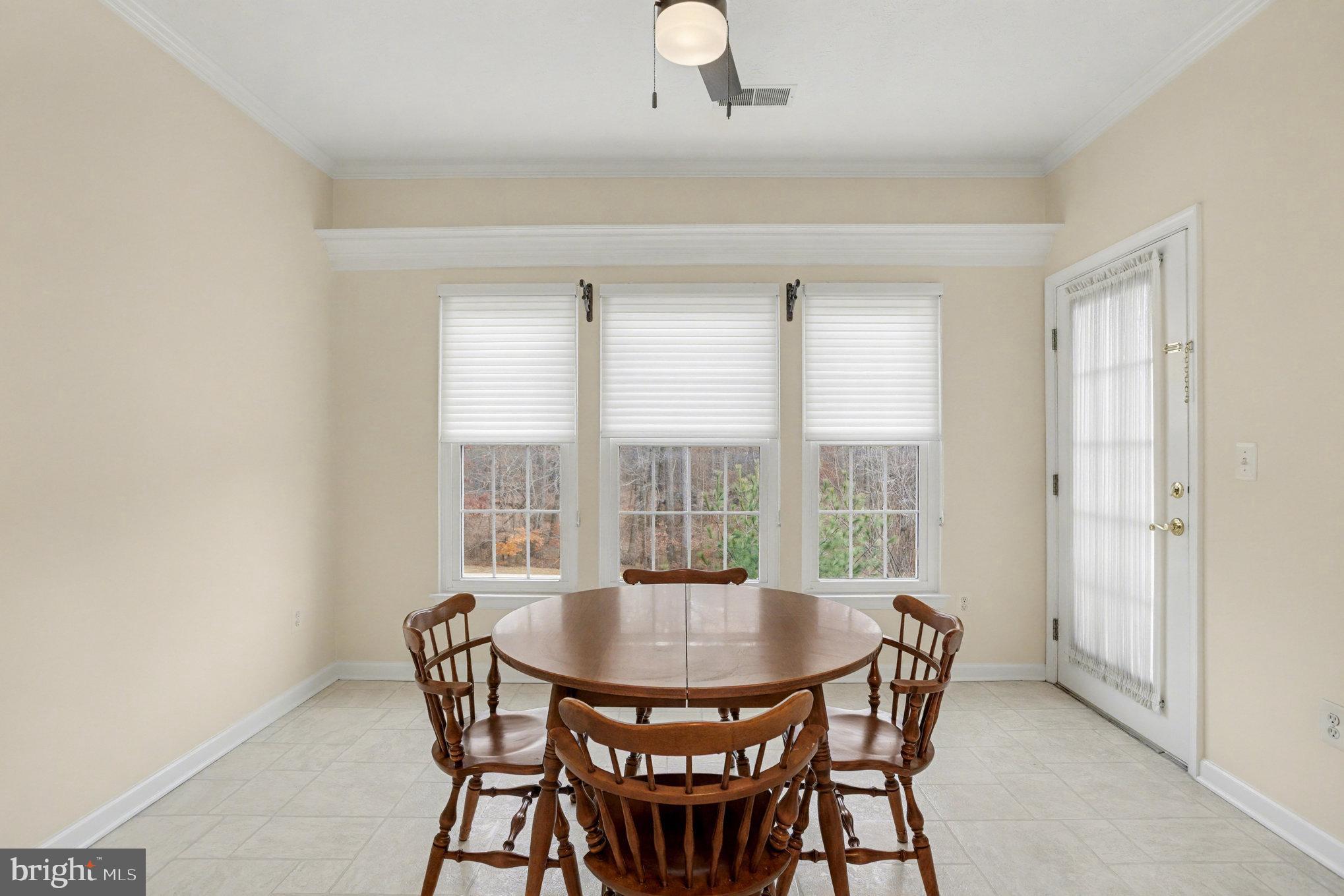 WINDSOR AT PERRY HALL FARMS - Residential