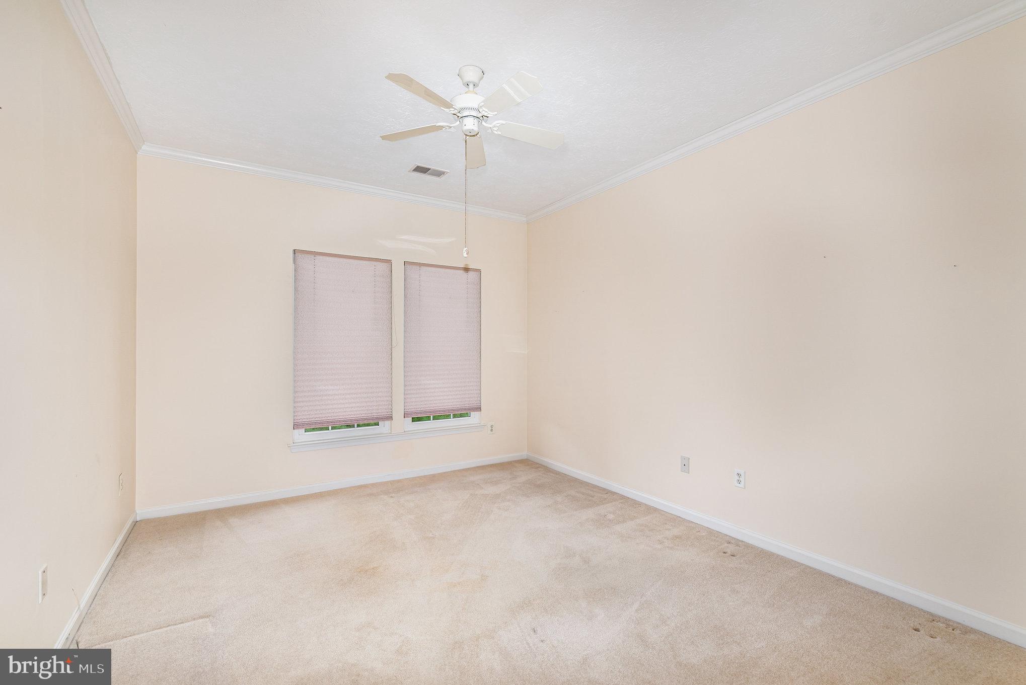 WINDSOR AT PERRY HALL FARMS - Residential