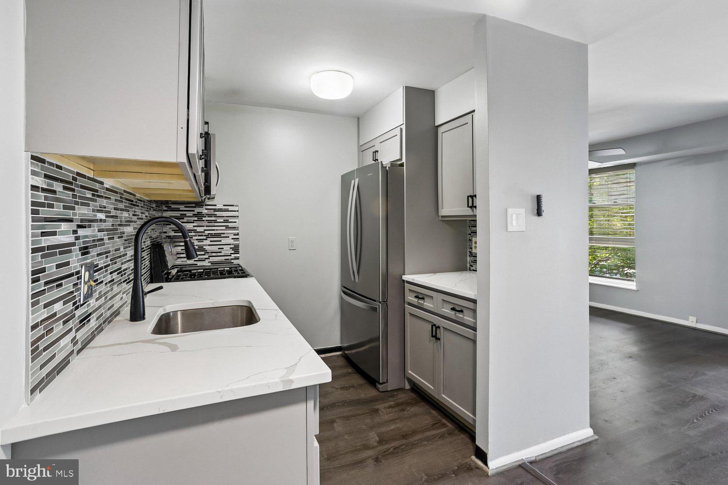 GLENMONT - Residential