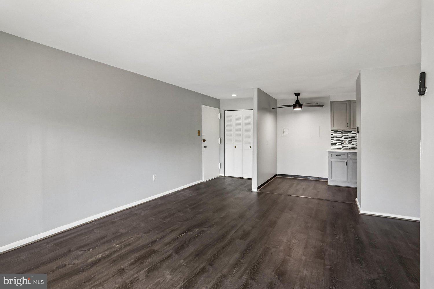 GLENMONT - Residential