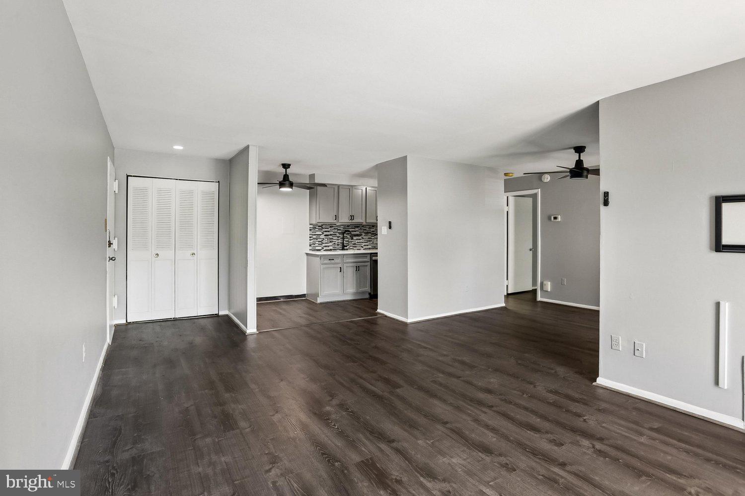 GLENMONT - Residential
