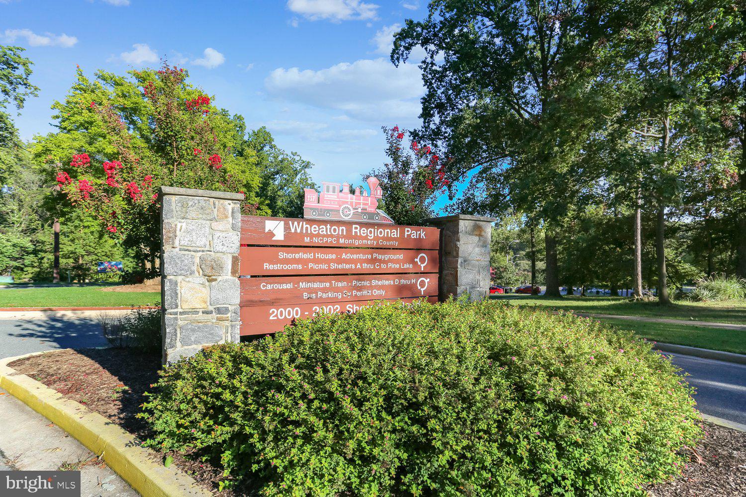GLENMONT - Residential