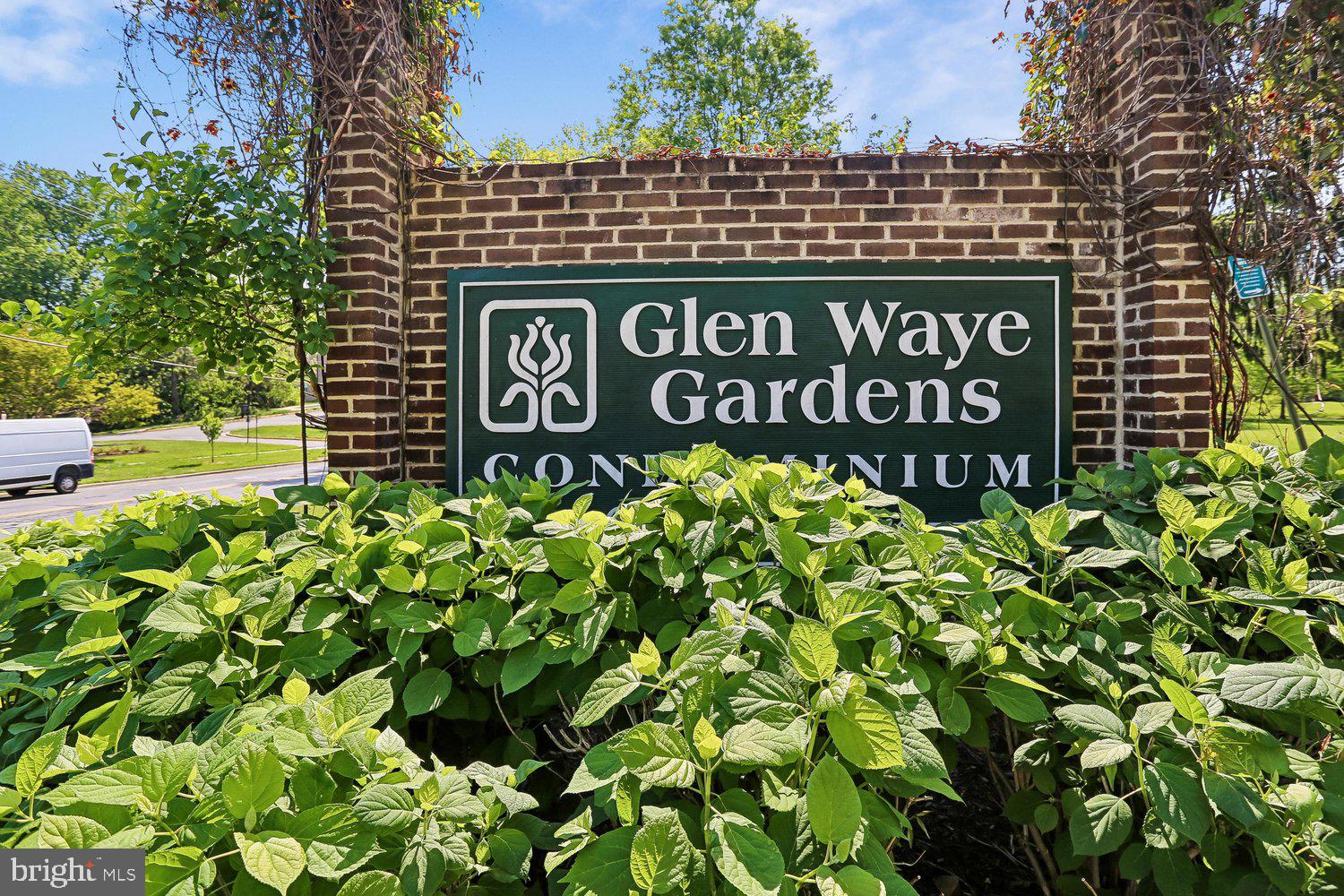 GLENMONT - Residential