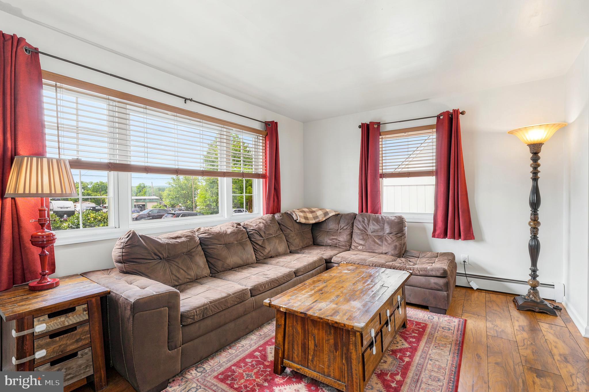 365 W KING STREET