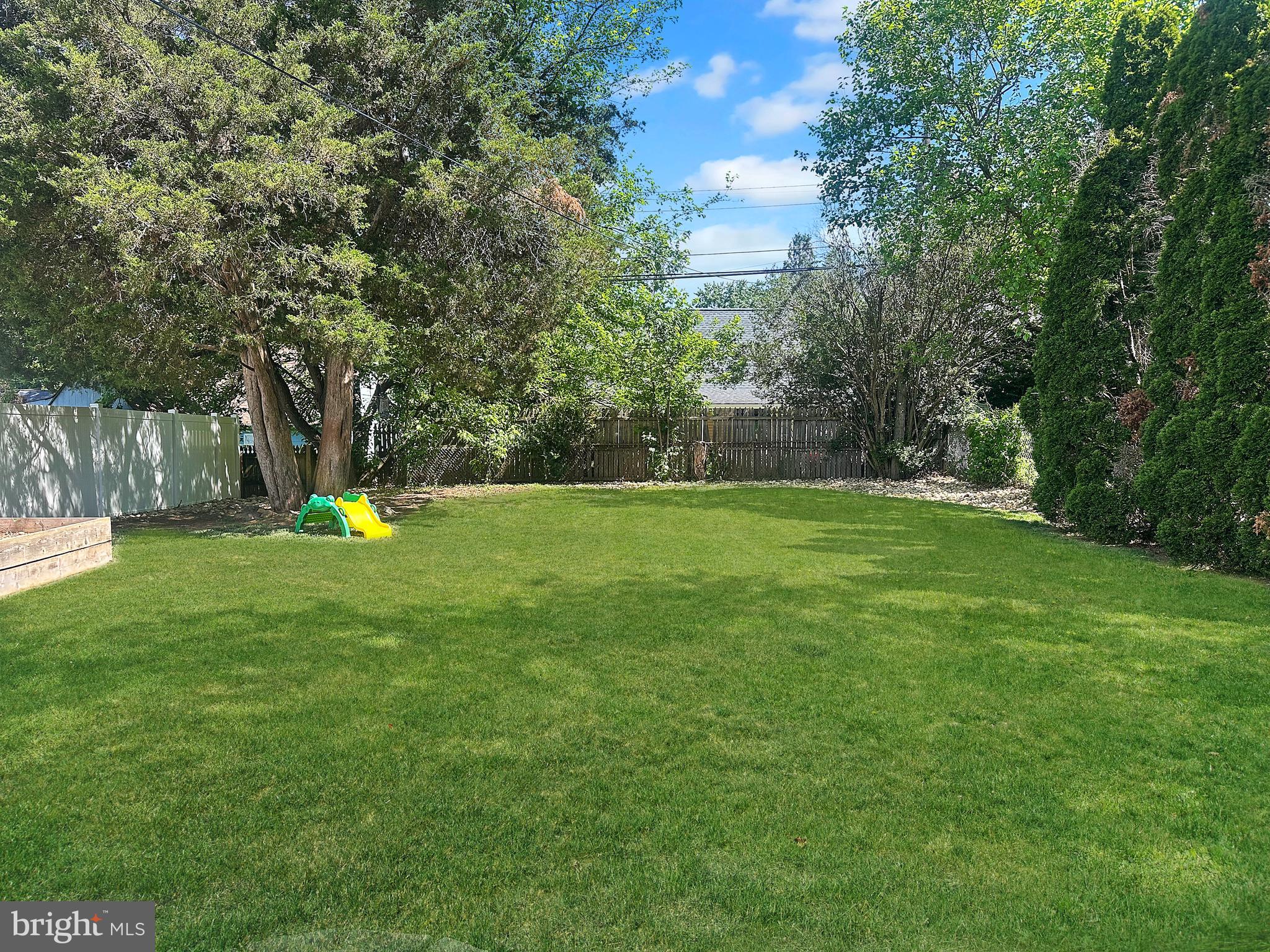365 W KING STREET