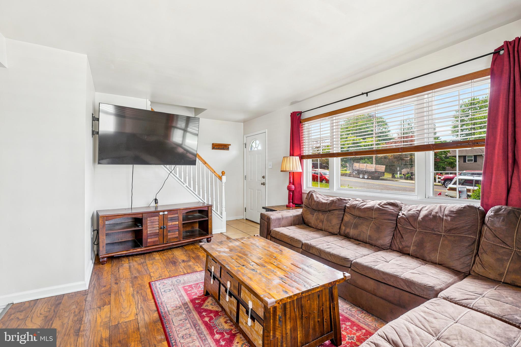365 W KING STREET