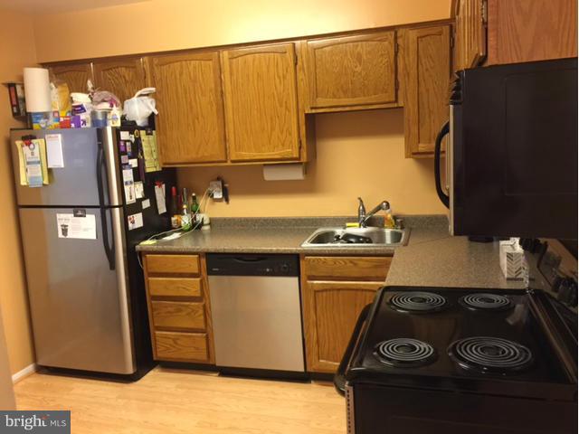 WOODSTREAM VILLAGE PLAT - Residential