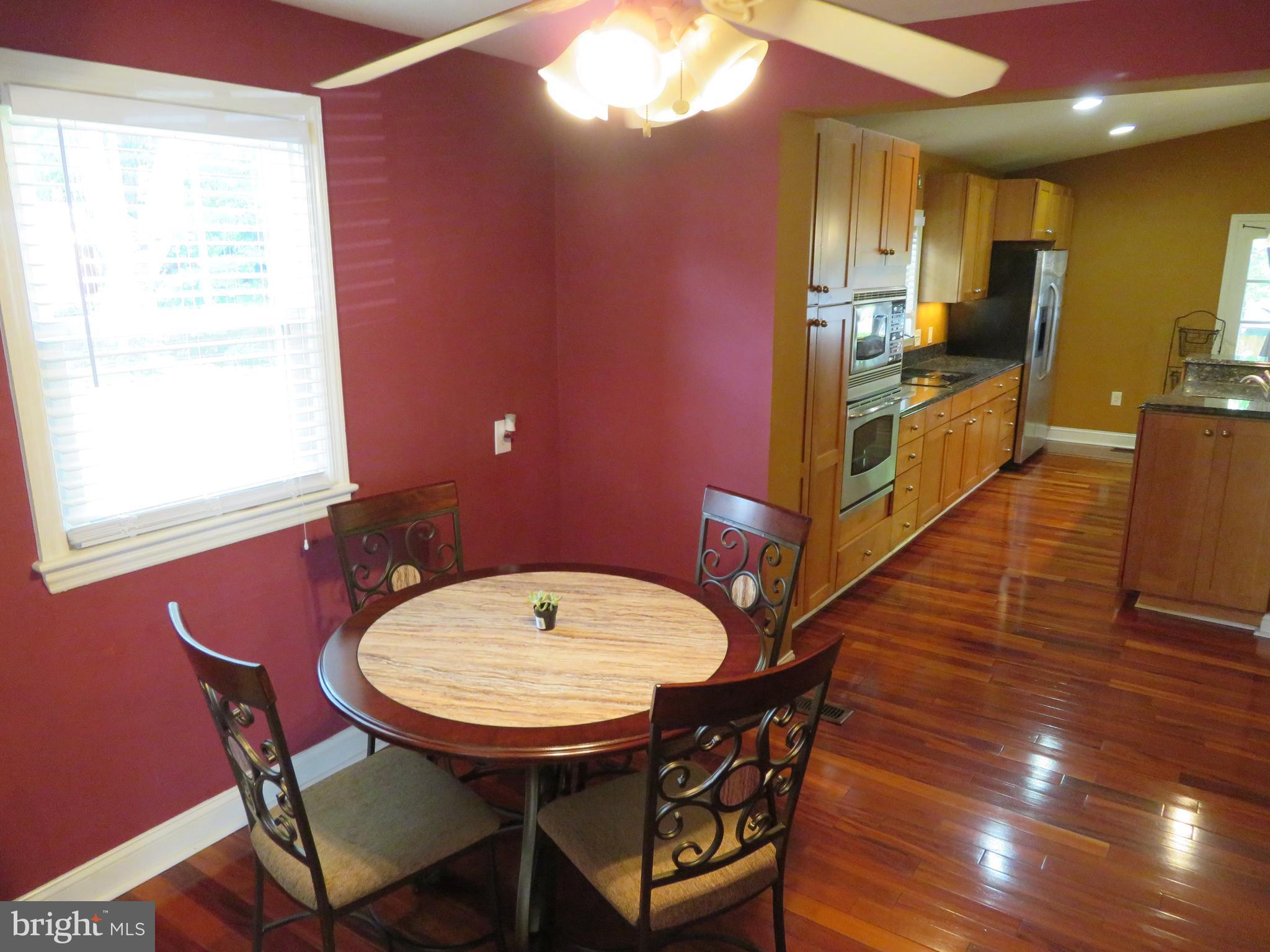 HOLLYWOOD - Residential Lease