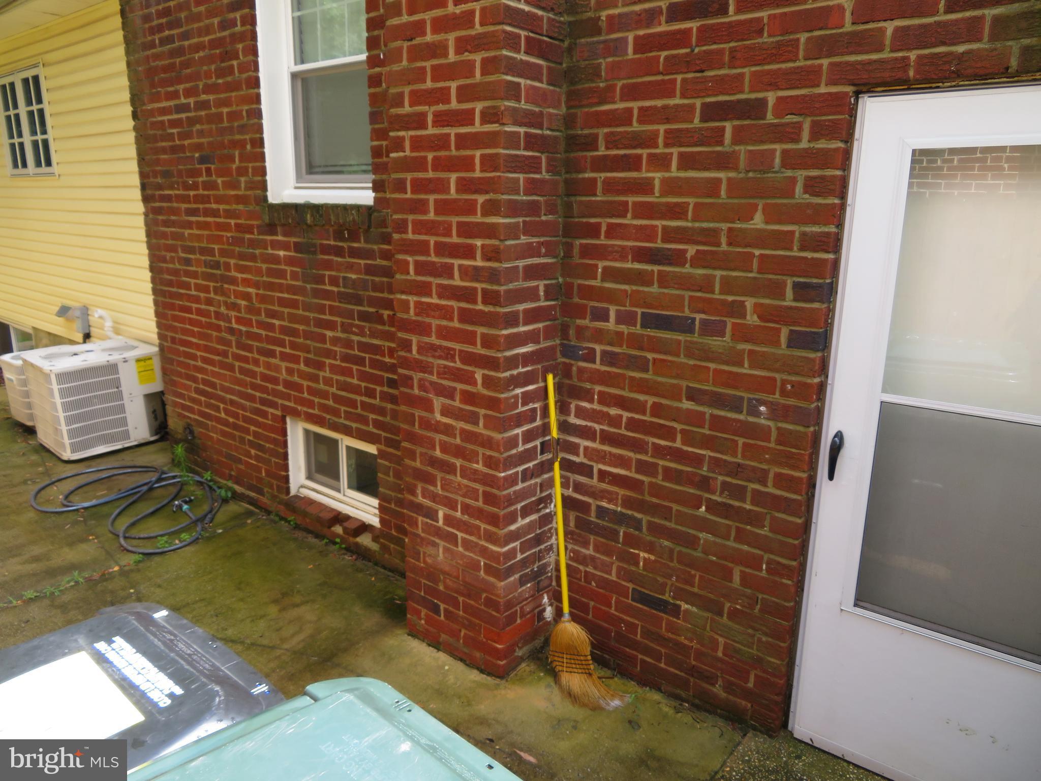 HOLLYWOOD - Residential Lease