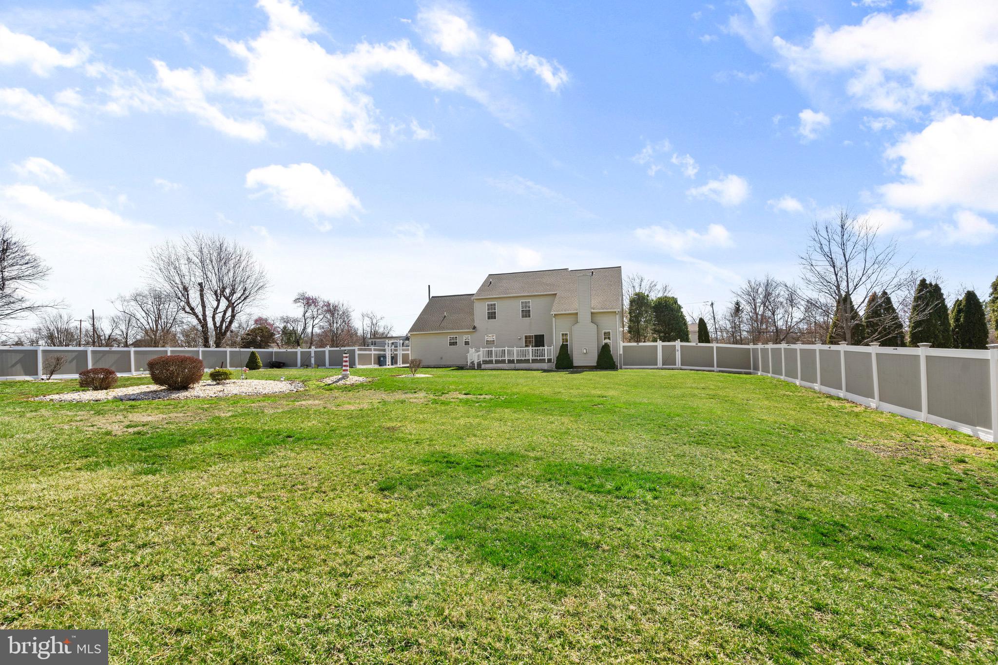 HAMMERSMITH FARM - Residential