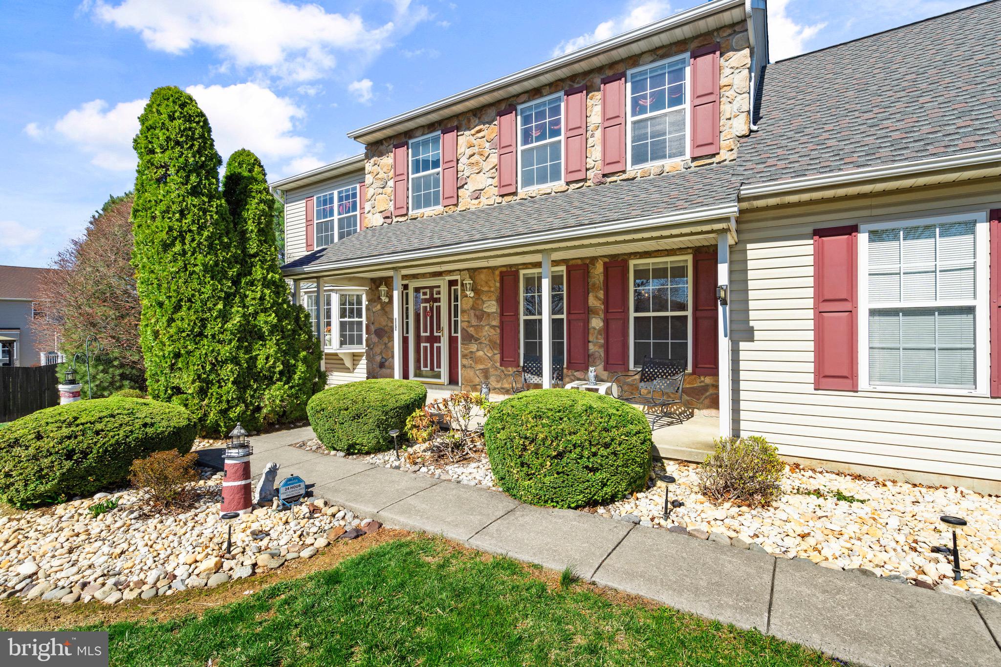 HAMMERSMITH FARM - Residential