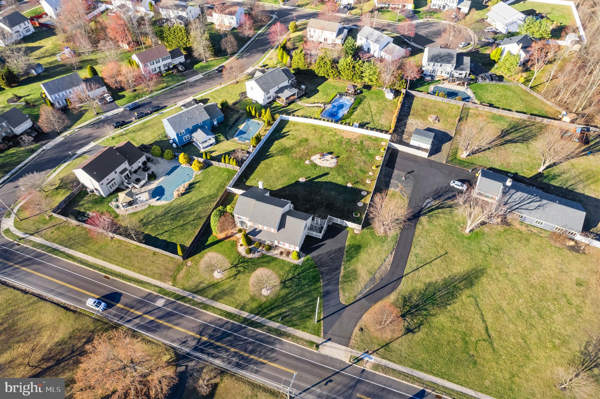 HAMMERSMITH FARM - Residential