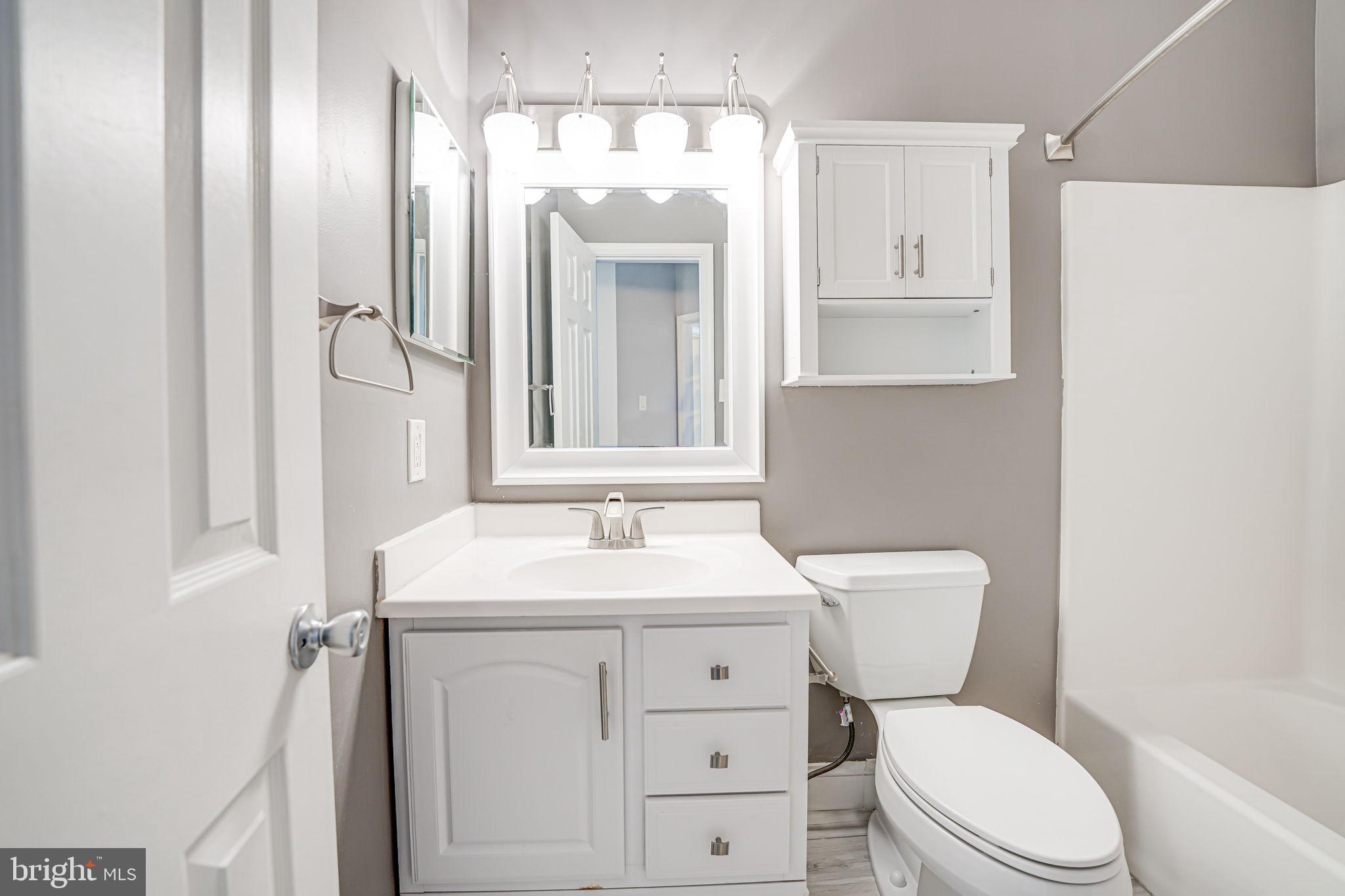 HILLWOOD - Residential