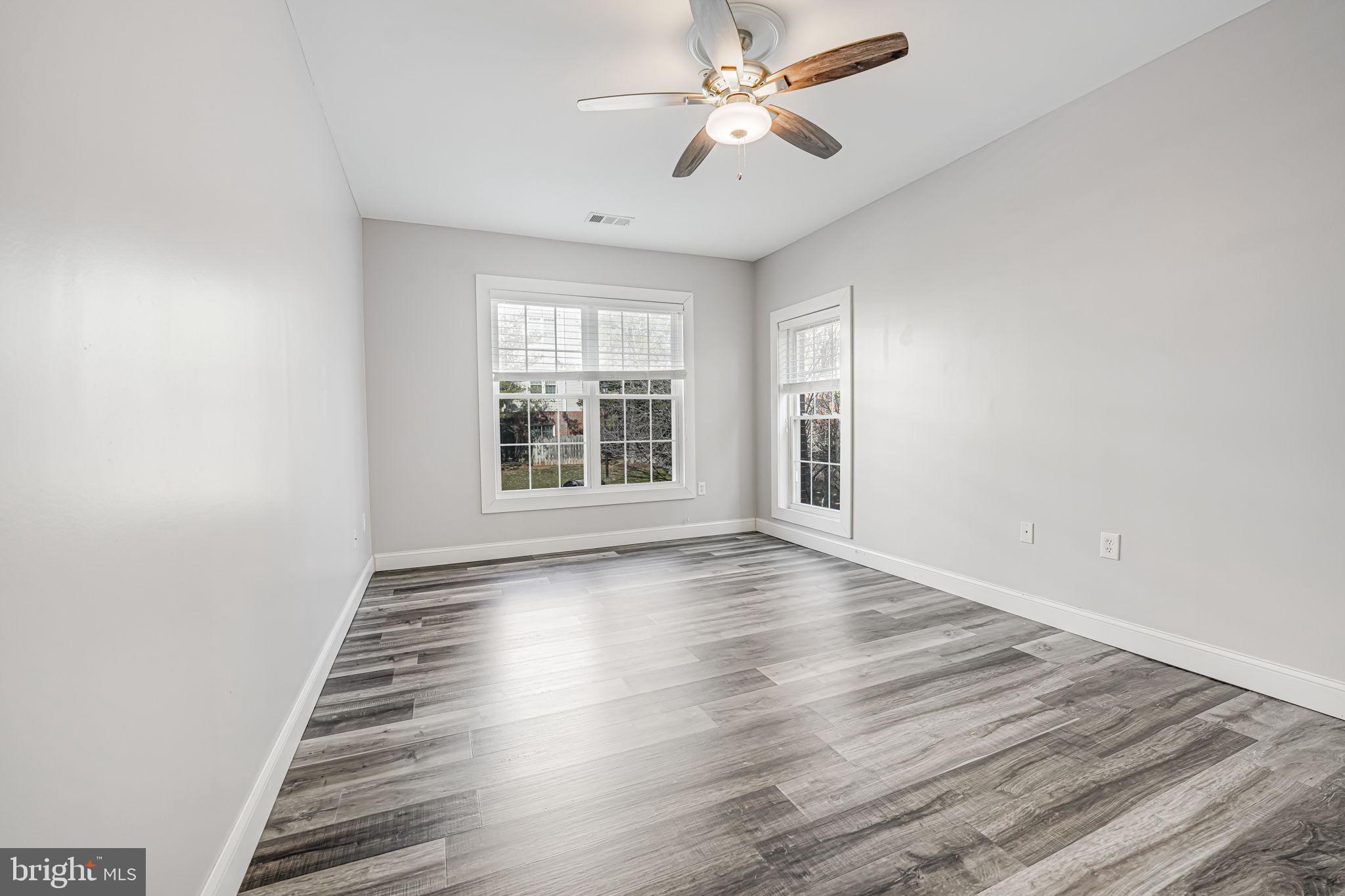 HILLWOOD - Residential