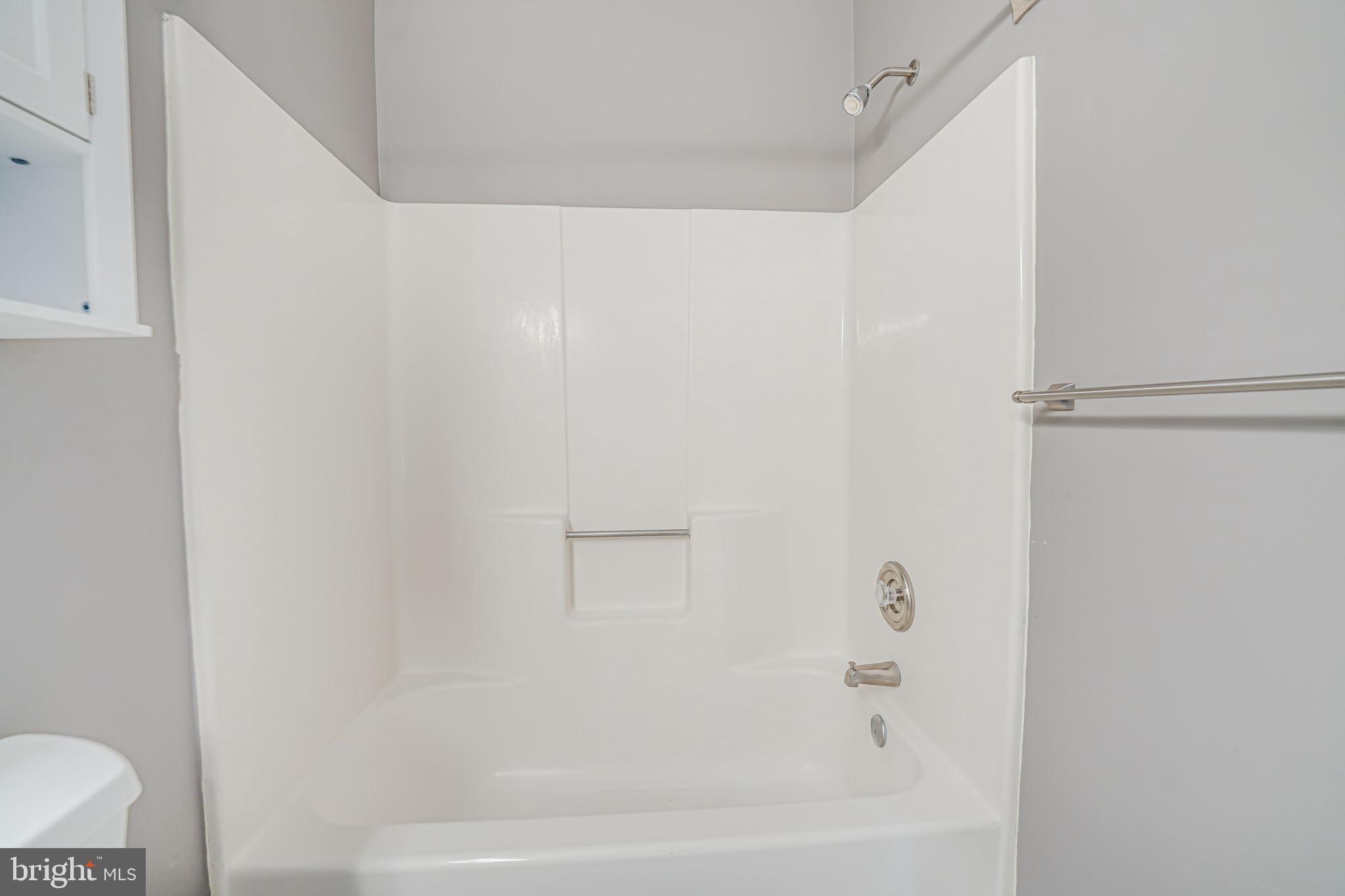 HILLWOOD - Residential