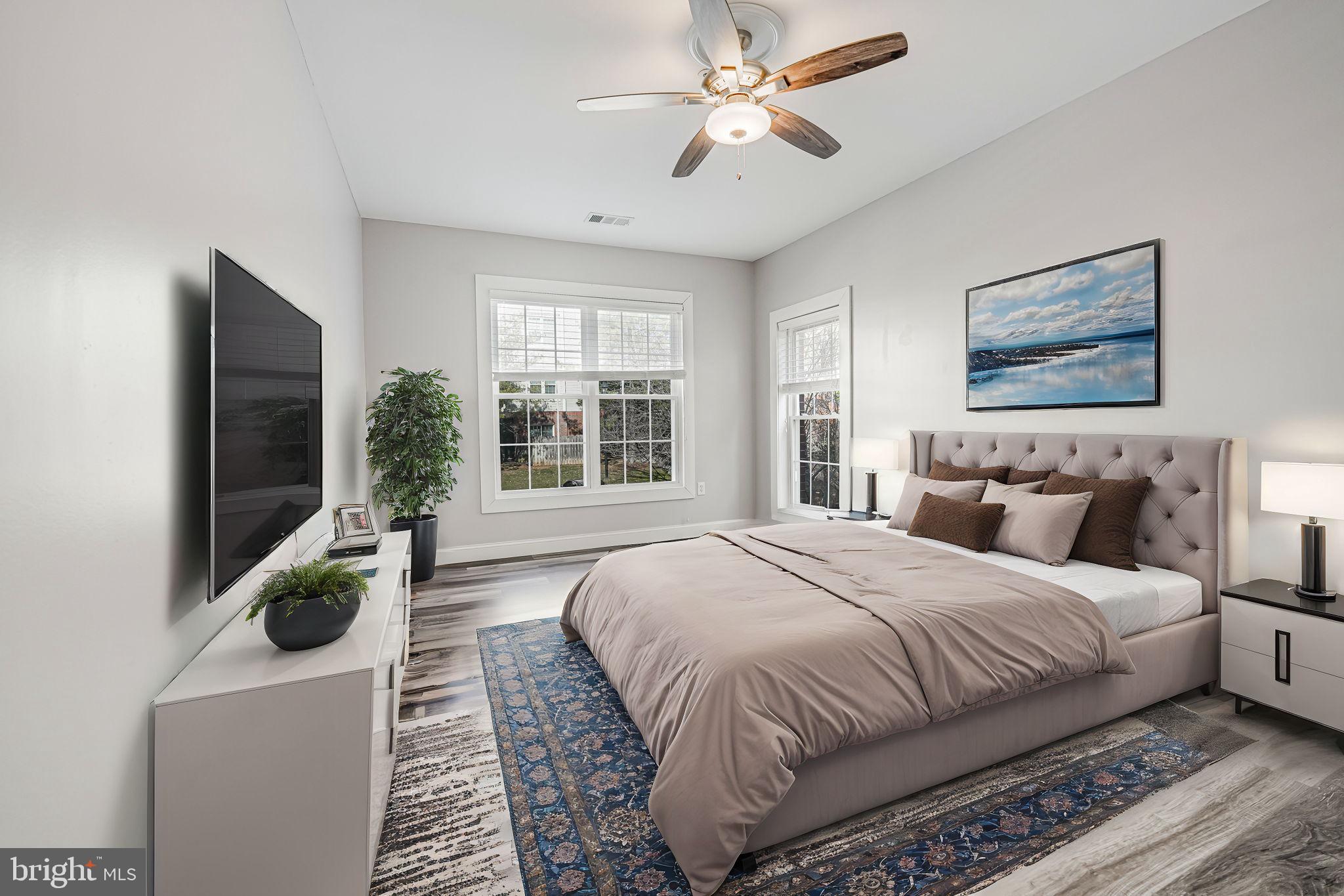 HILLWOOD - Residential