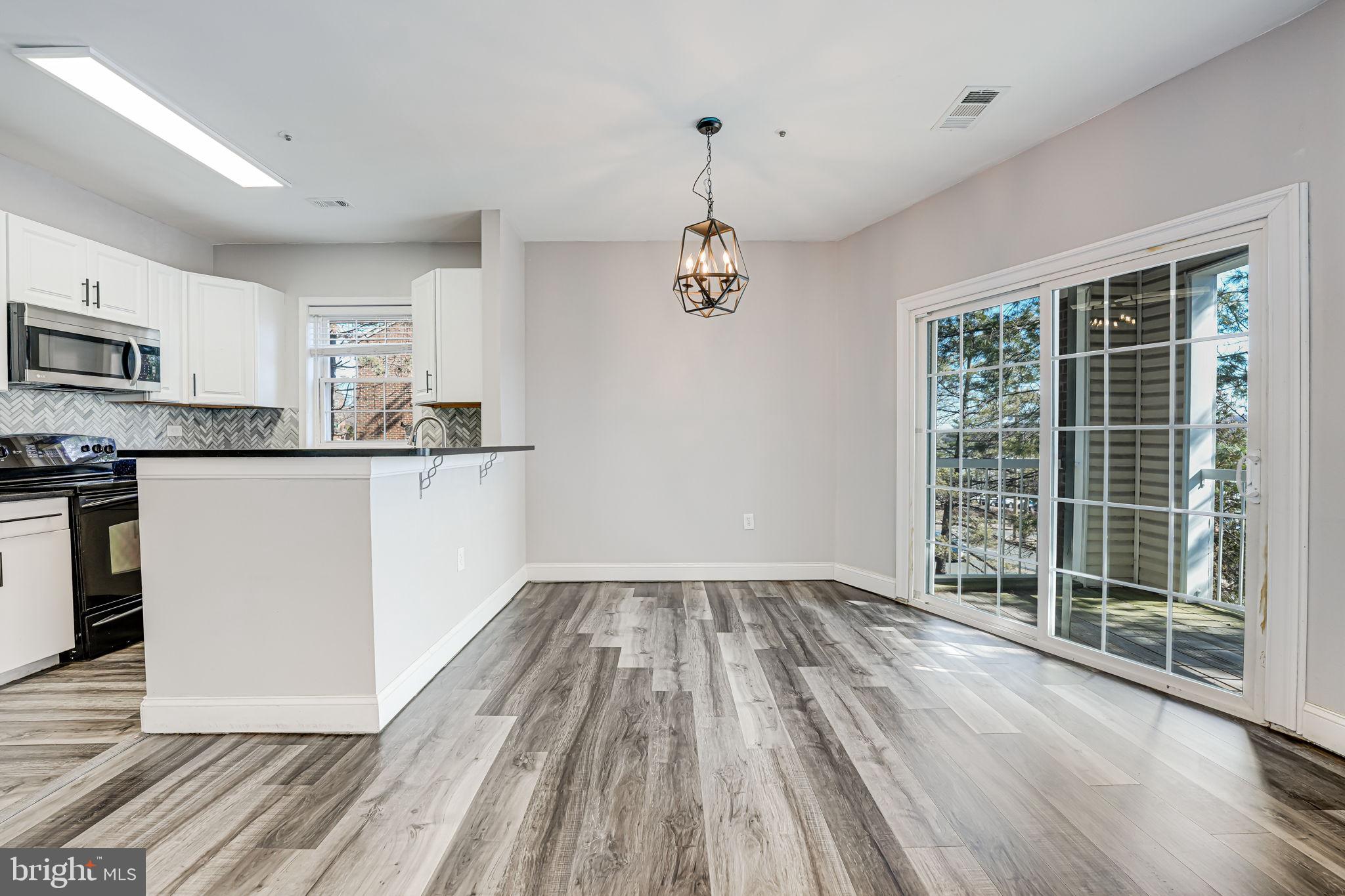 HILLWOOD - Residential