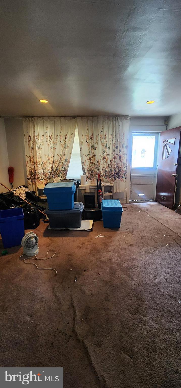 GERMANTOWN - Residential