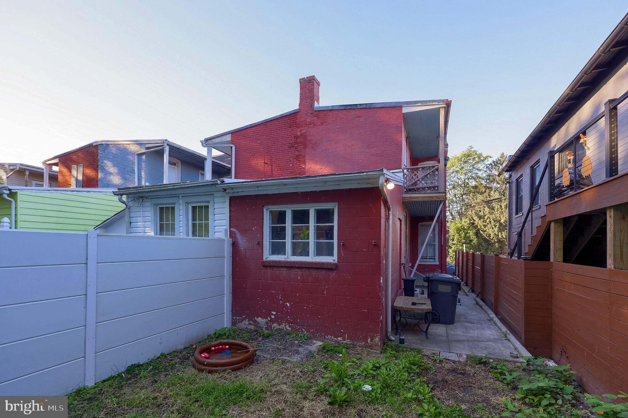 447 3RD STREET